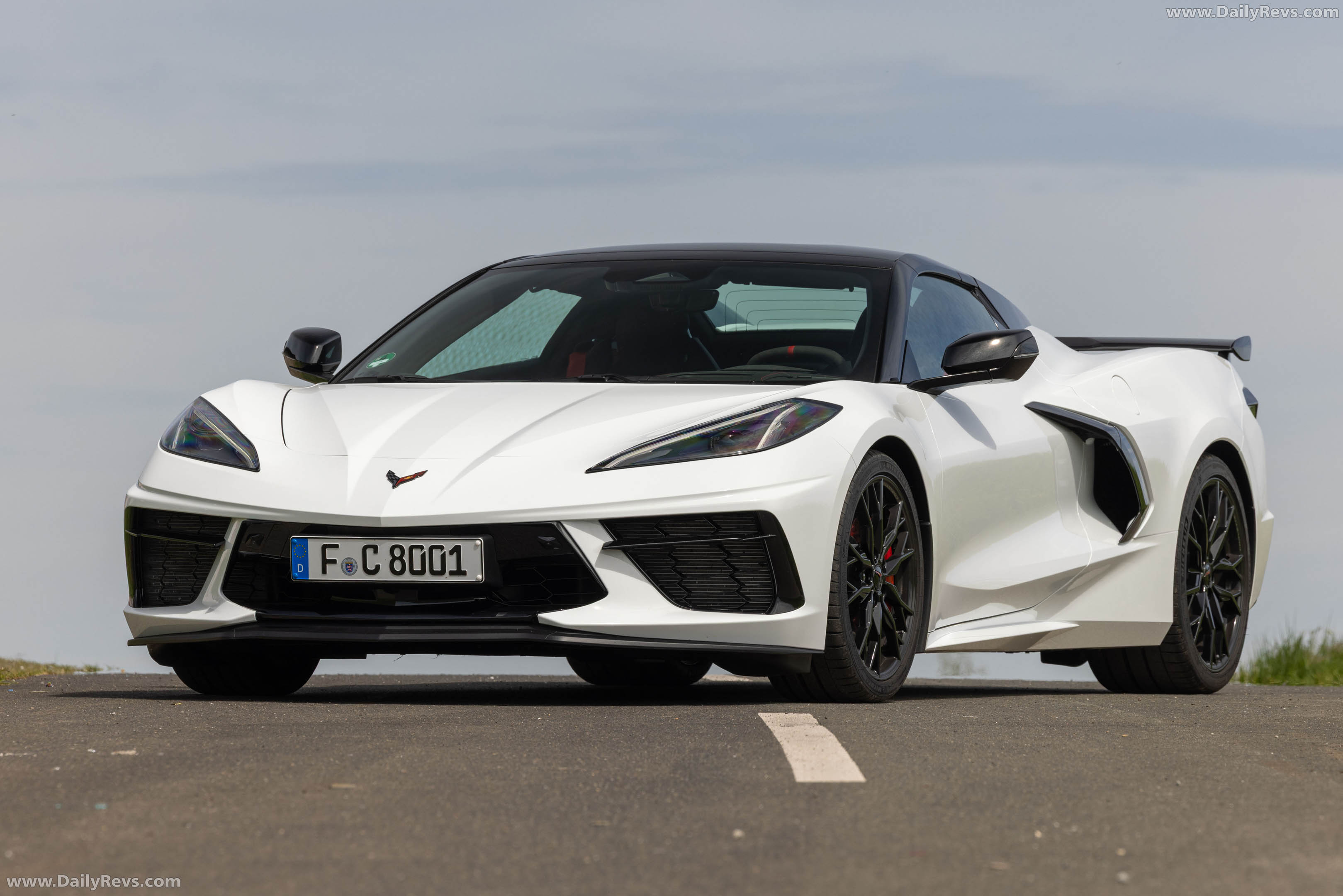 2026 Chevrolet Corvette Stingray Convertible European Version Front View