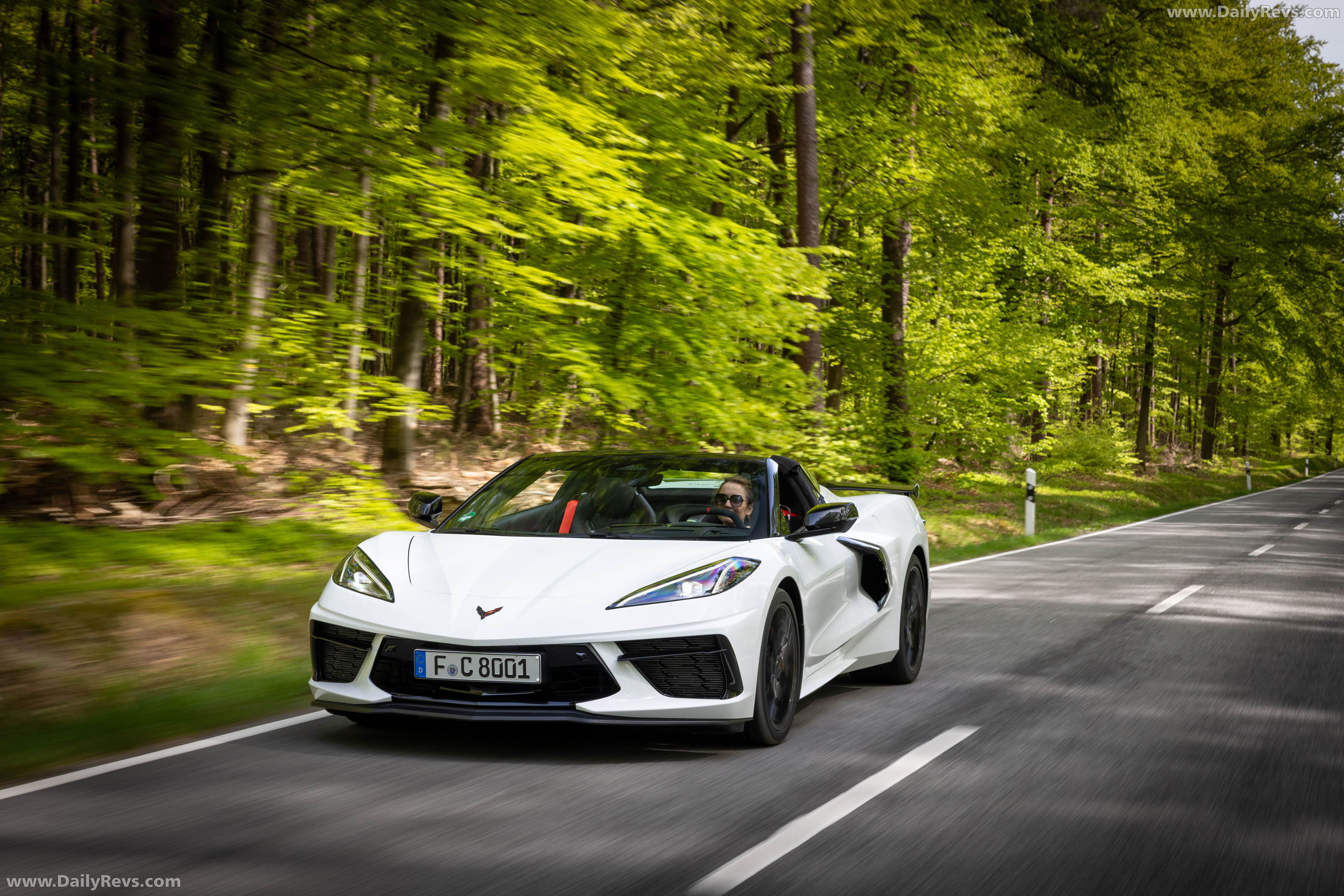 2026 Chevrolet Corvette Stingray Convertible European Version Front View