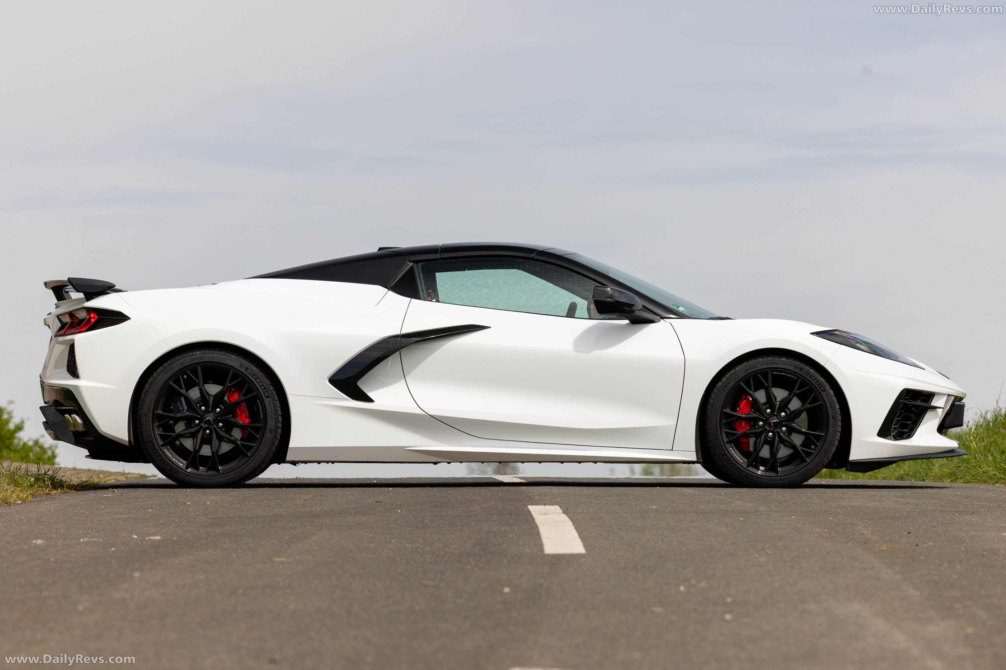 2026 Chevrolet Corvette Stingray Convertible European Version Side View