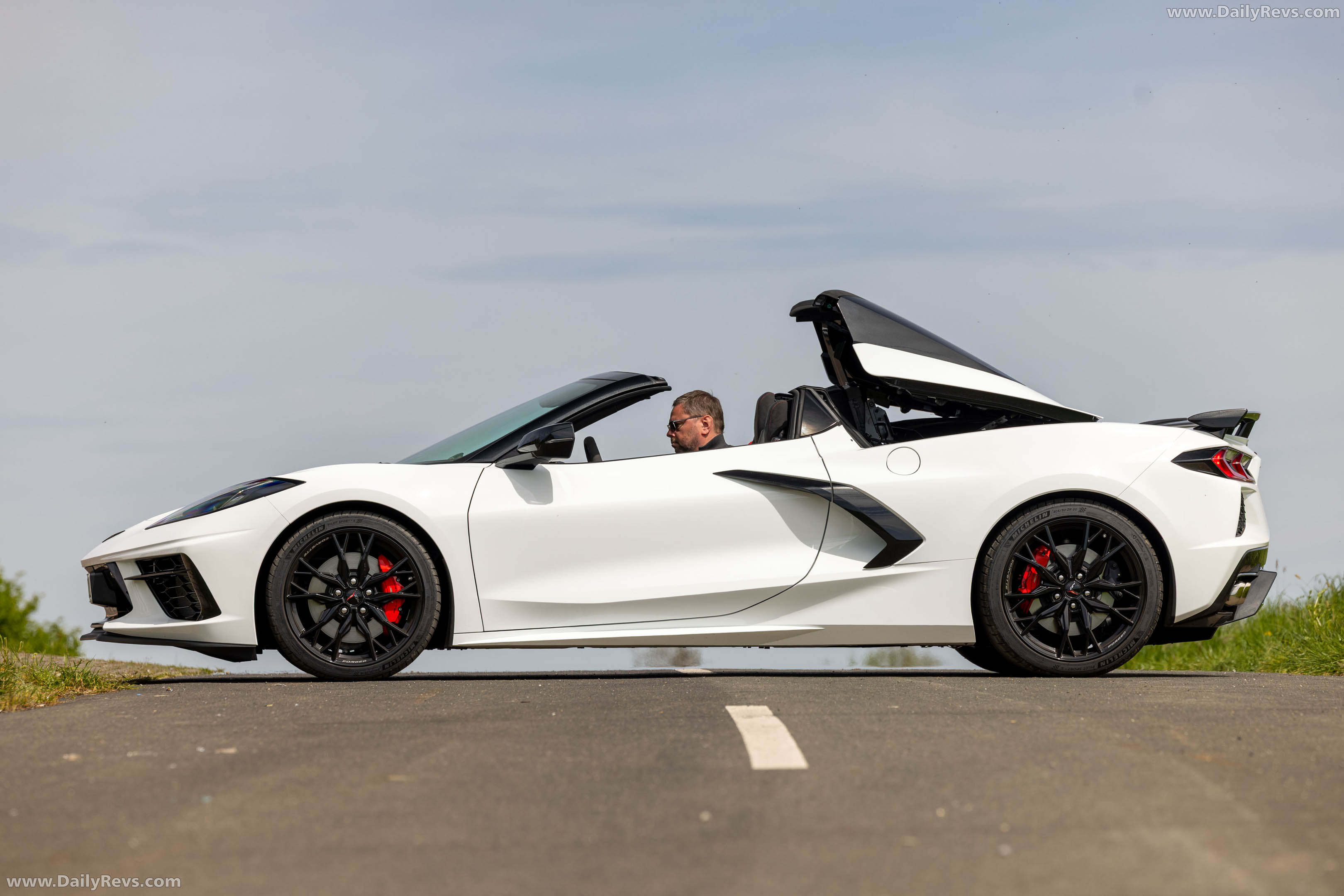 2026 Chevrolet Corvette Stingray Convertible European Version Side View