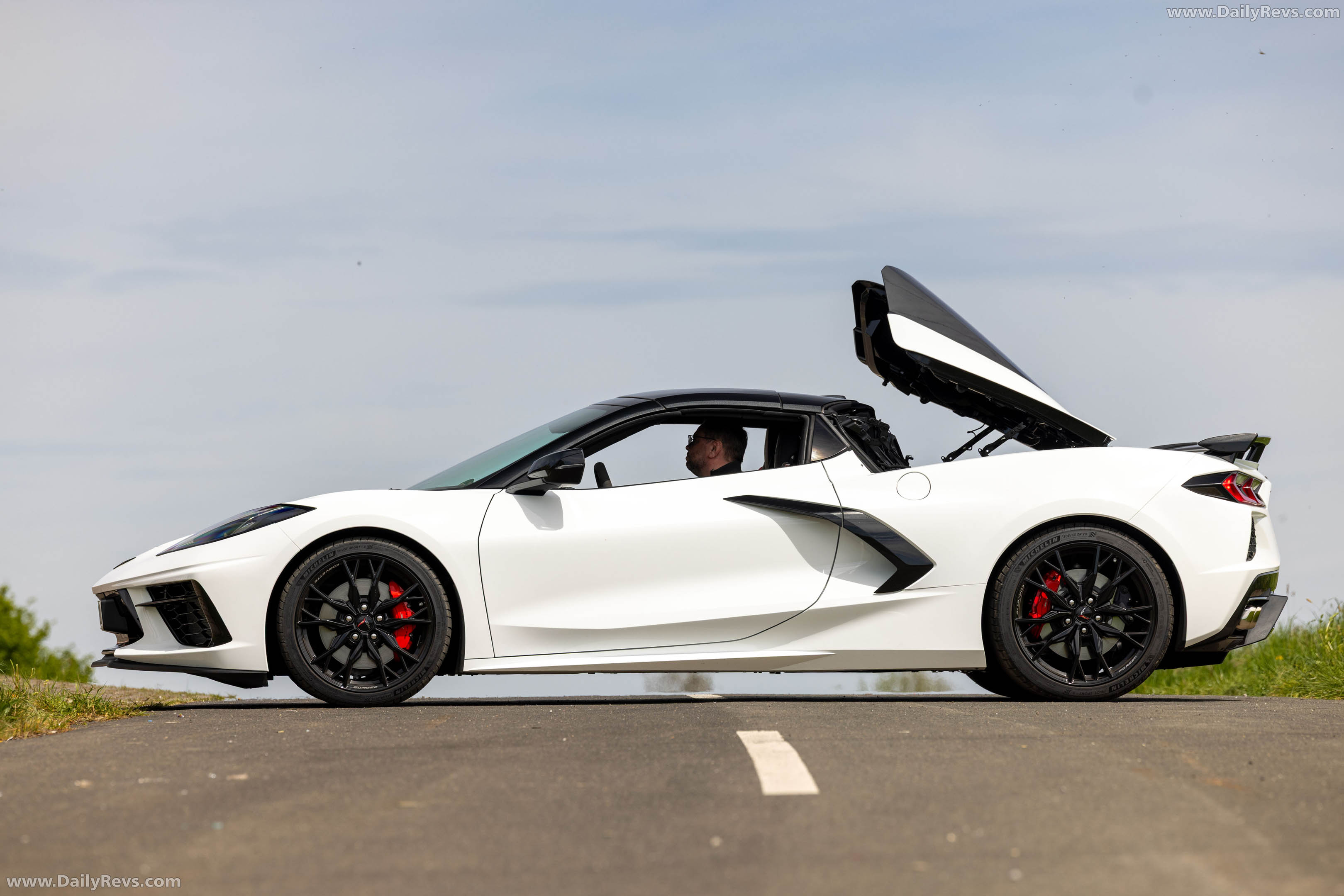 2026 Chevrolet Corvette Stingray Convertible European Version Side View