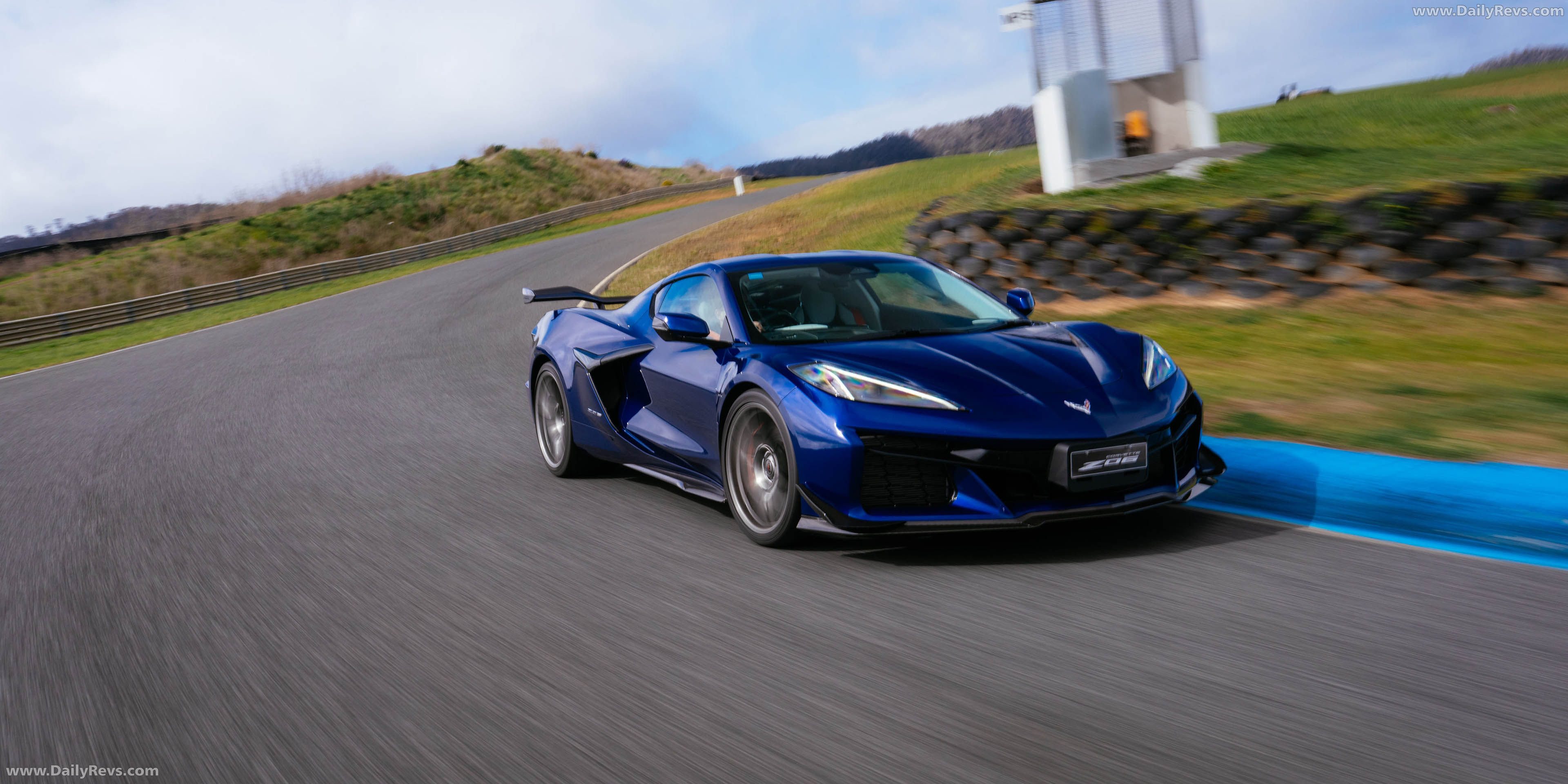 2027 Chevrolet Corvette Z06 Front View