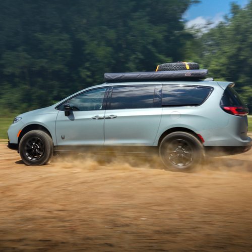 2025 Chrysler Pacifica Grizzly Peak Concept Side View