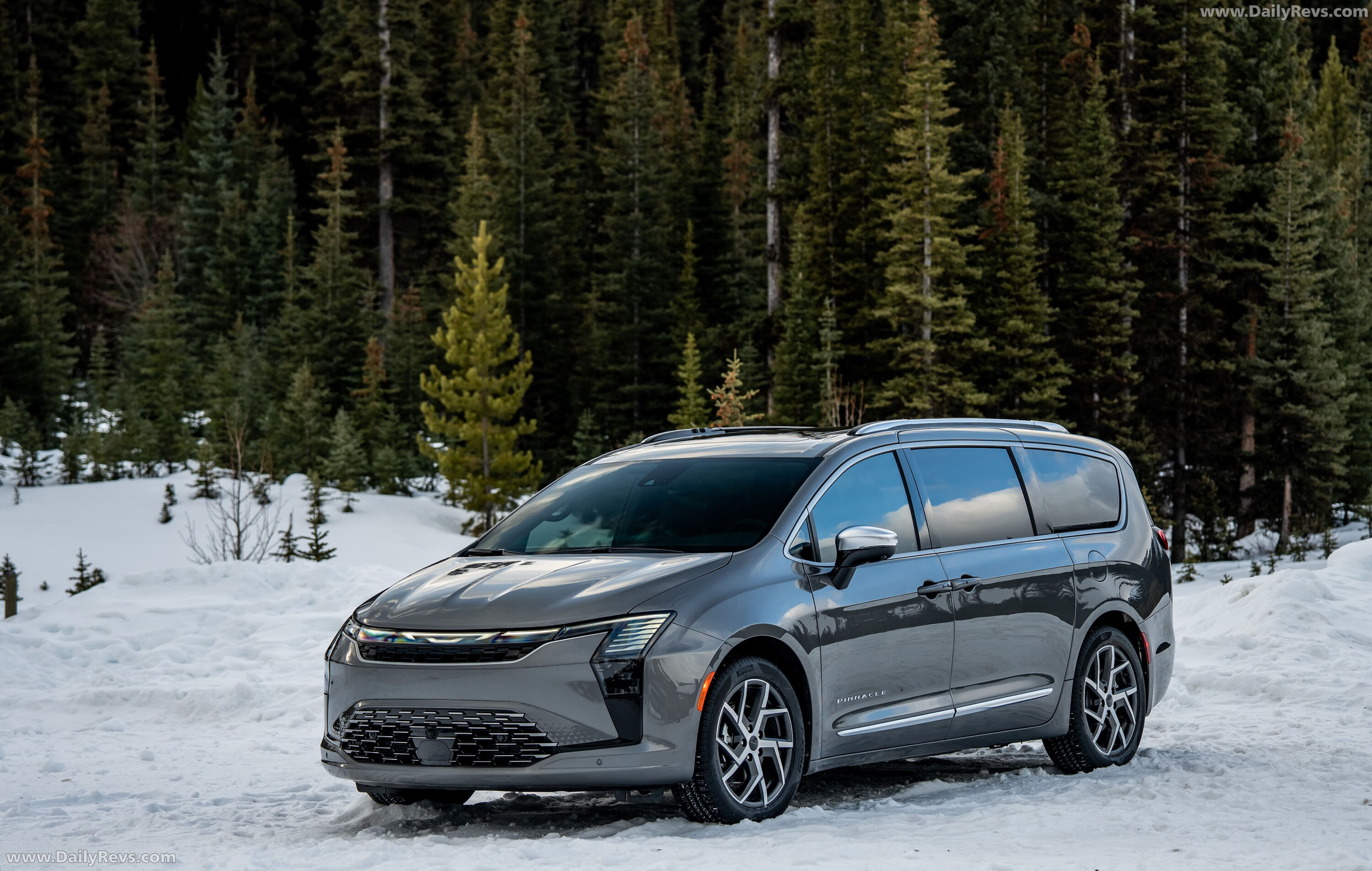 2027 Chrysler Pacifica Front View