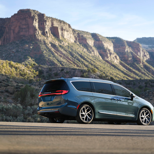 2027 Chrysler Pacifica Pinnacle Rear View