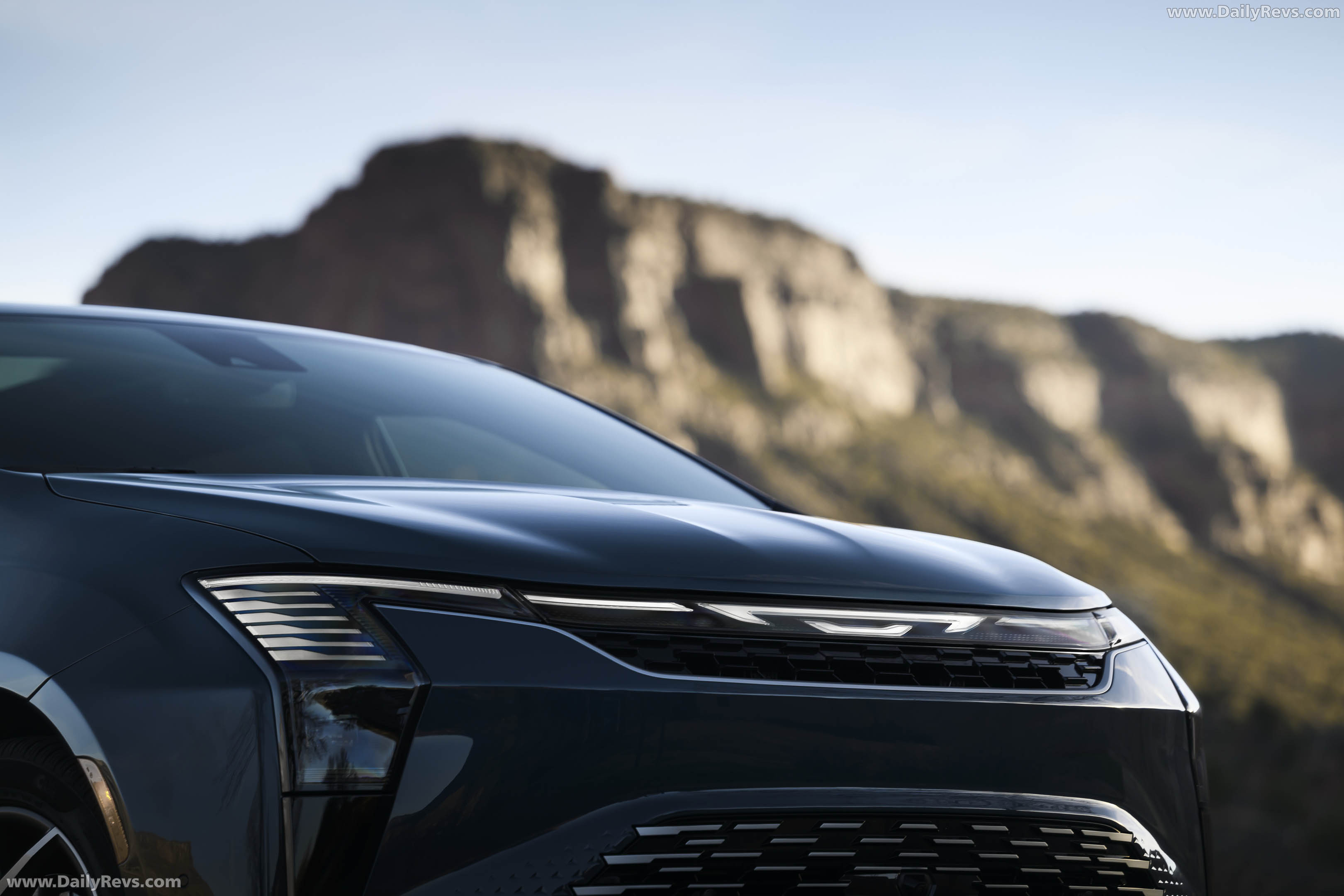 2027 Chrysler Pacifica Pinnacle Exterior