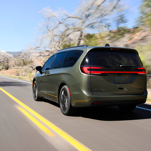 2027 Chrysler Pacifica AWD Rear View