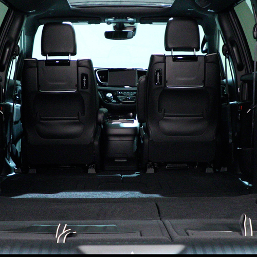 2027 Chrysler Pacifica AWD Interior