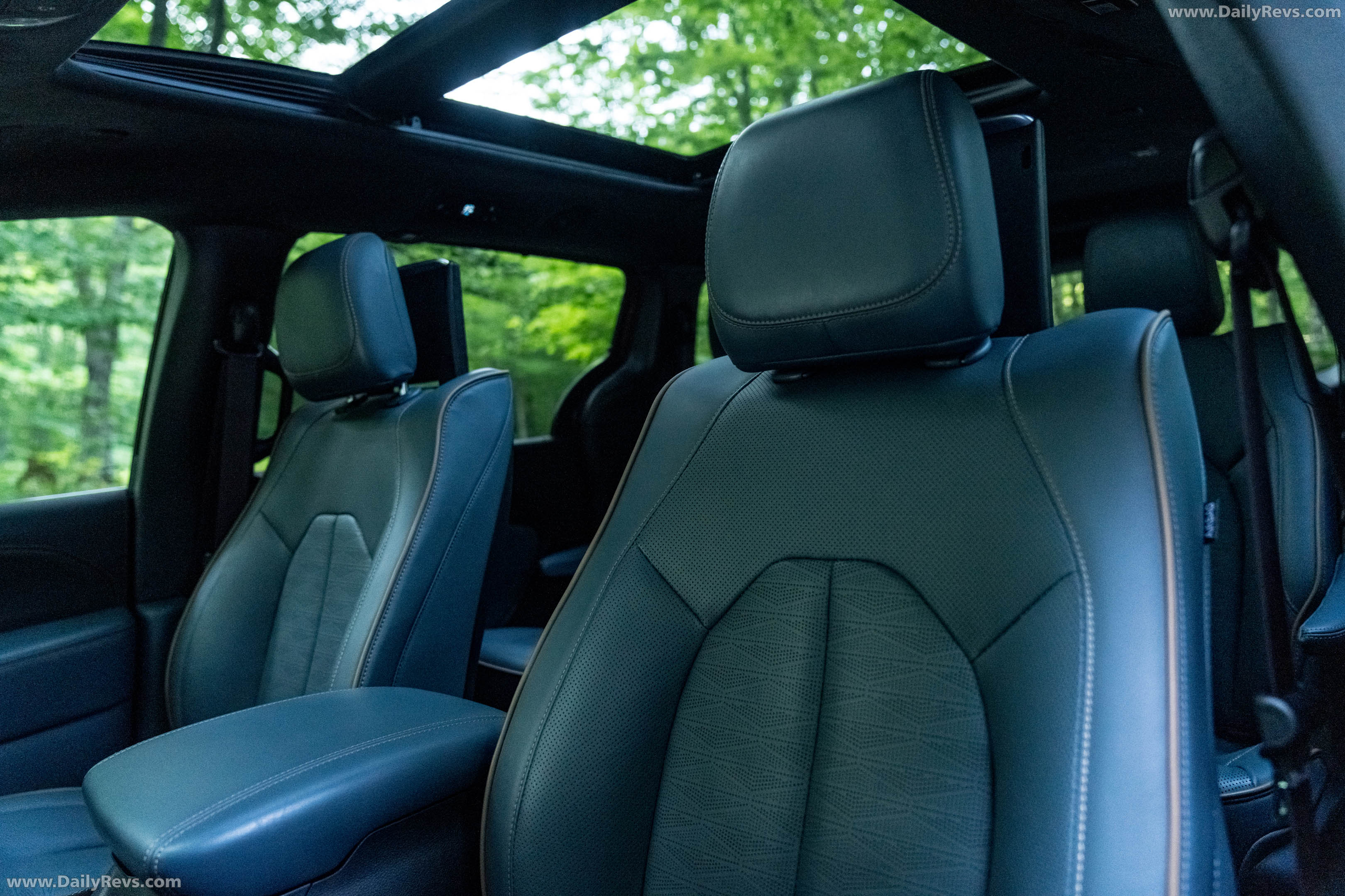 2027 Chrysler Pacifica Pinnacle Red Hot Interior