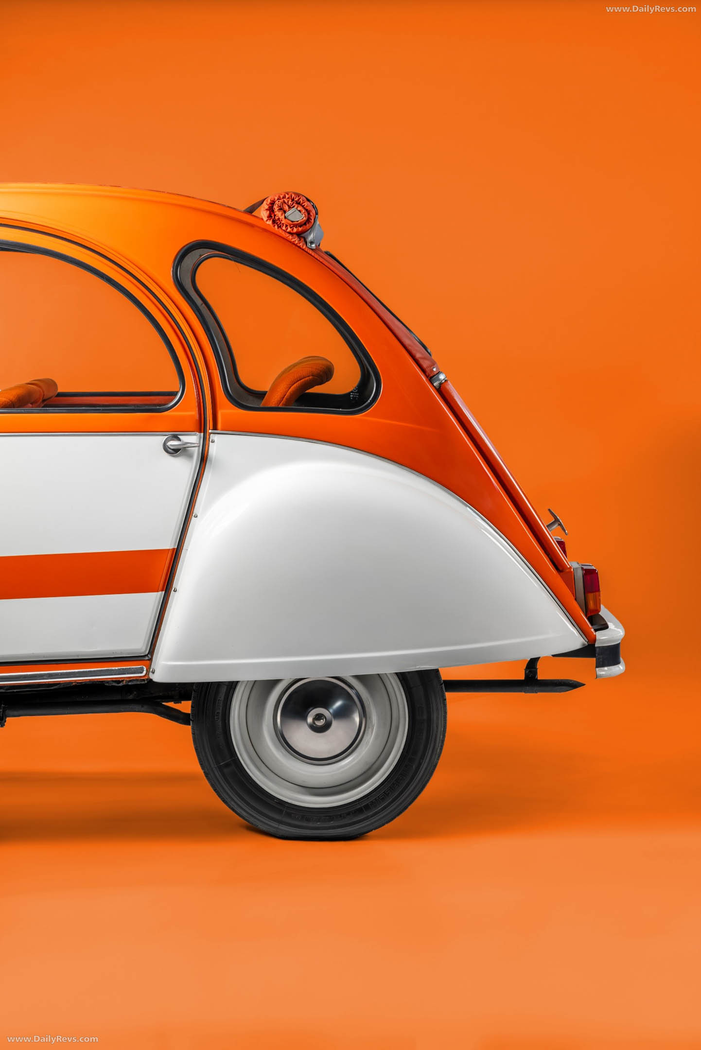 2026 Citroen 2CV Spot 50th Anniversary Exterior