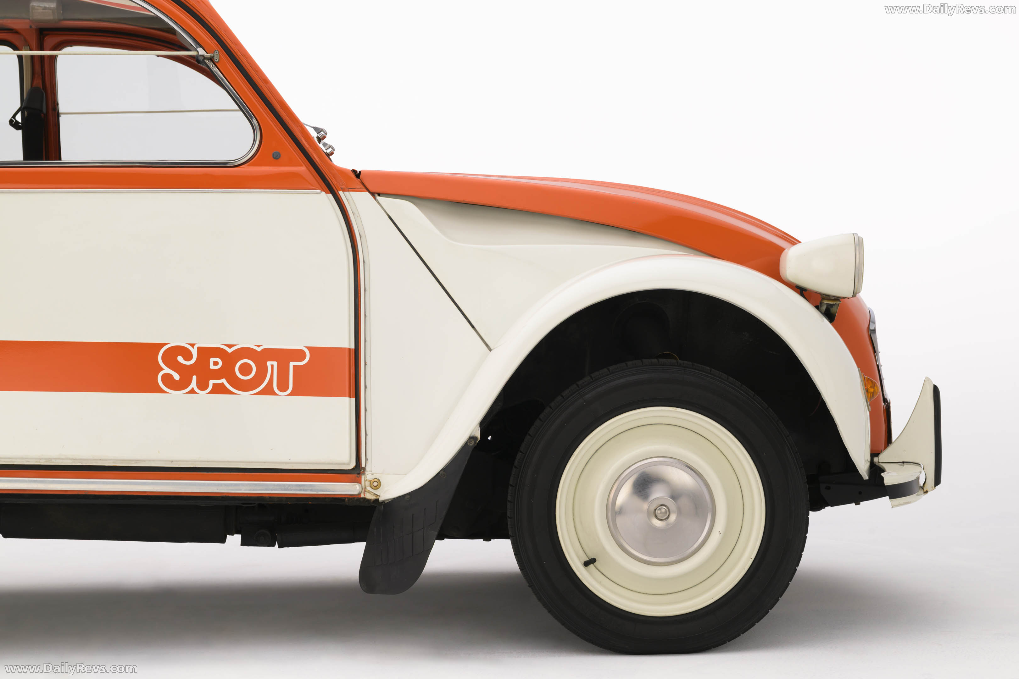 2026 Citroen 2CV Spot 50th Anniversary Exterior