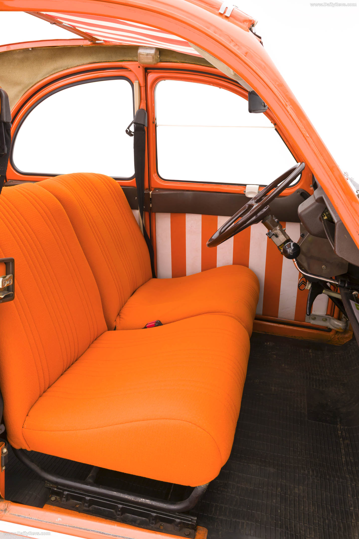 2026 Citroen 2CV Spot 50th Anniversary Interior