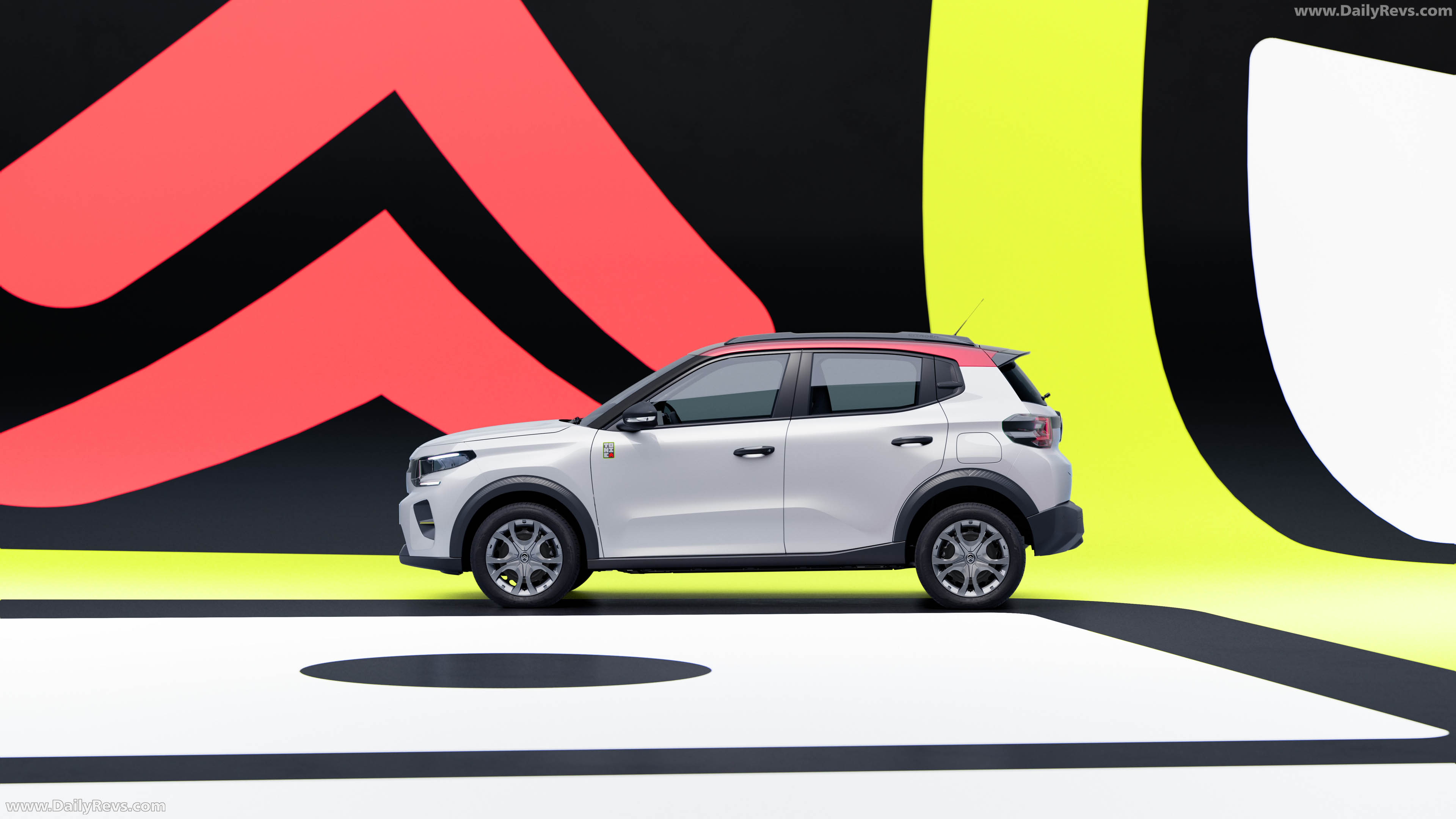 2026 Citroen e-C3 Tonic Side View