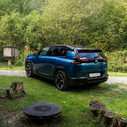 2027 Citroen C5 Aircross Emeraude Rear View