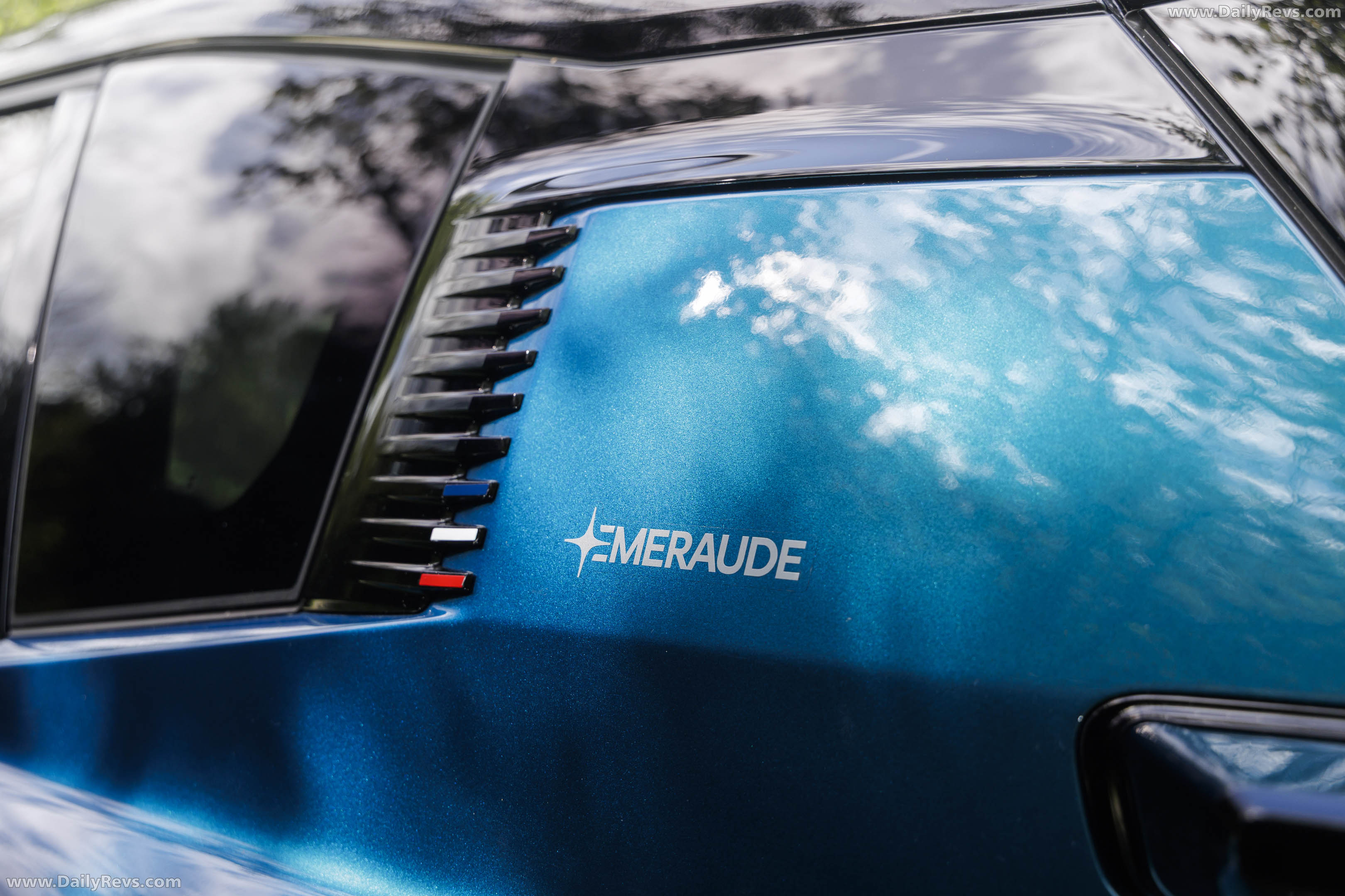 2027 Citroen C5 Aircross Emeraude Exterior