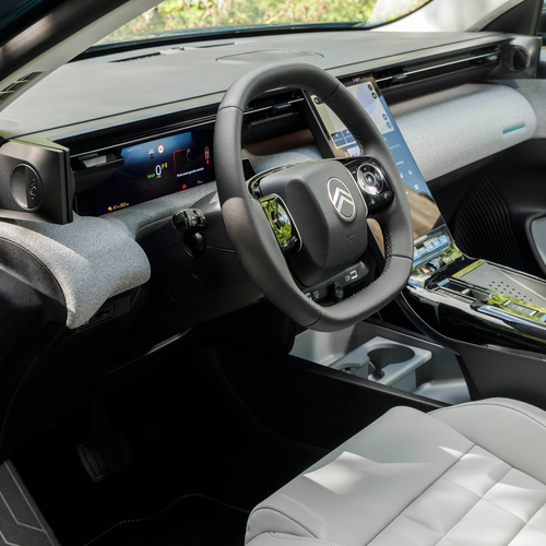 2027 Citroen C5 Aircross Emeraude Interior