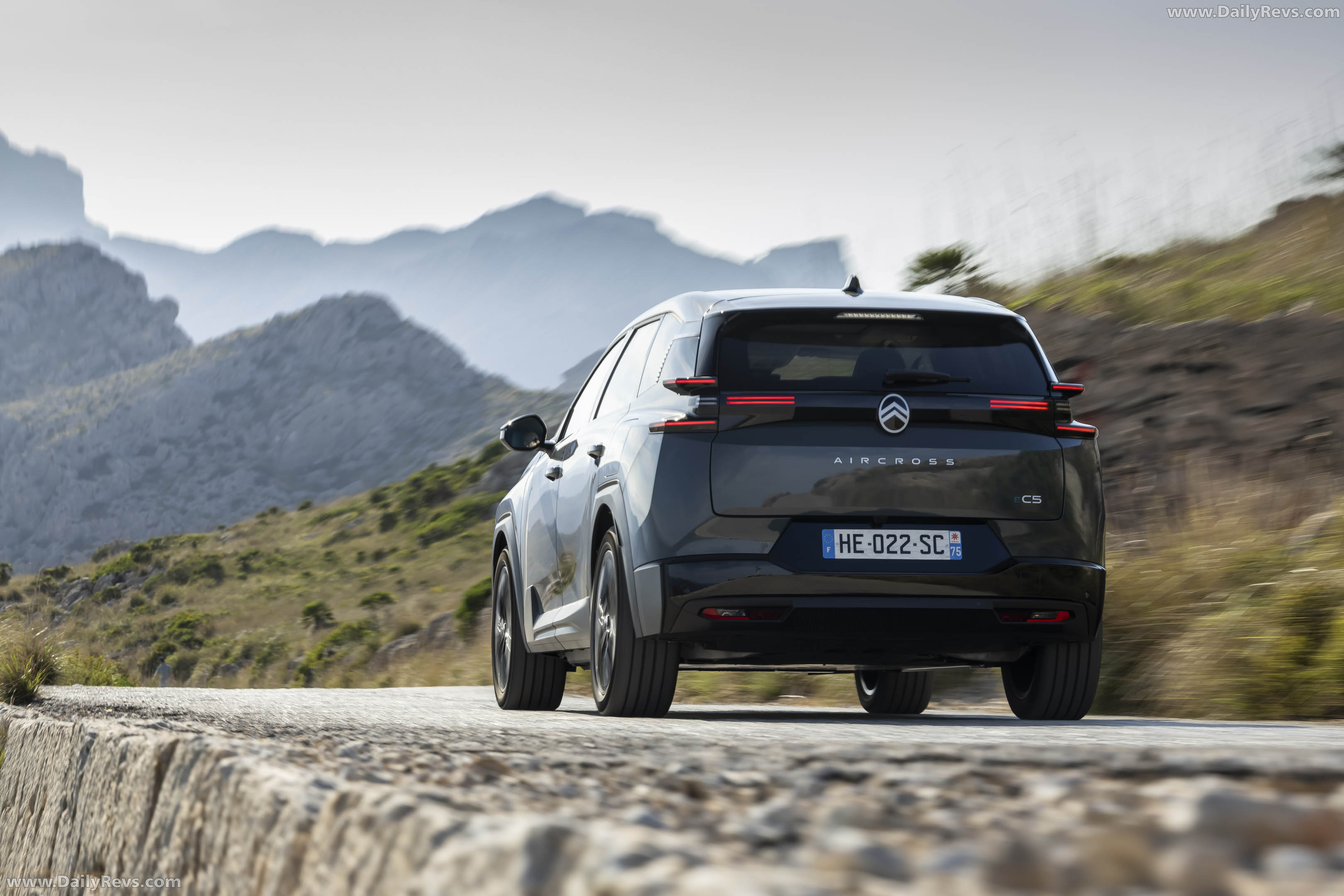 2026 Citroen C5 Aircross BEV Rear View