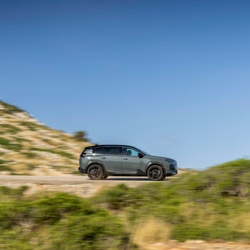 2026 Citroen C5 Aircross BEV Side View