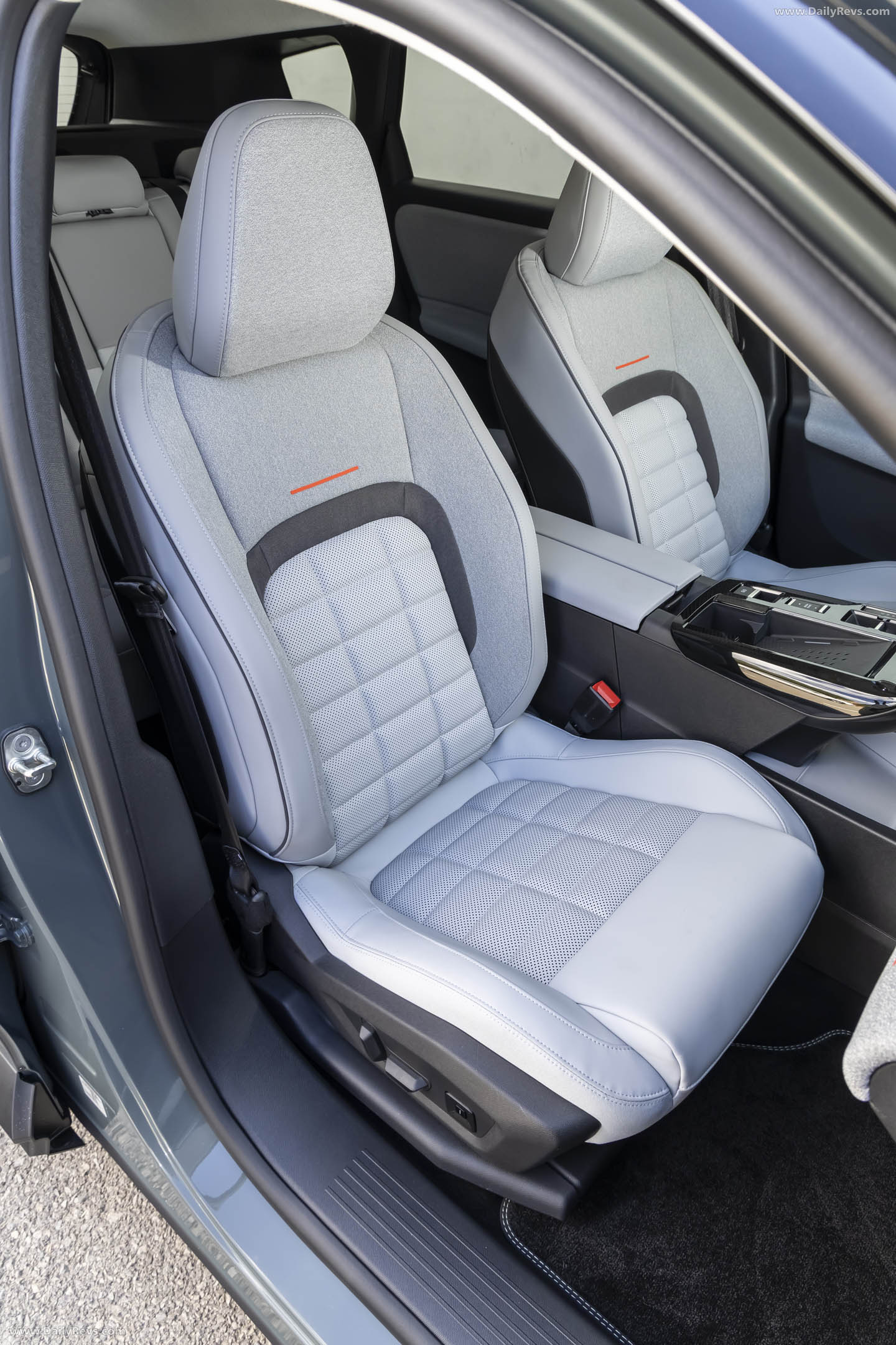 2026 Citroen C5 Aircross BEV Interior