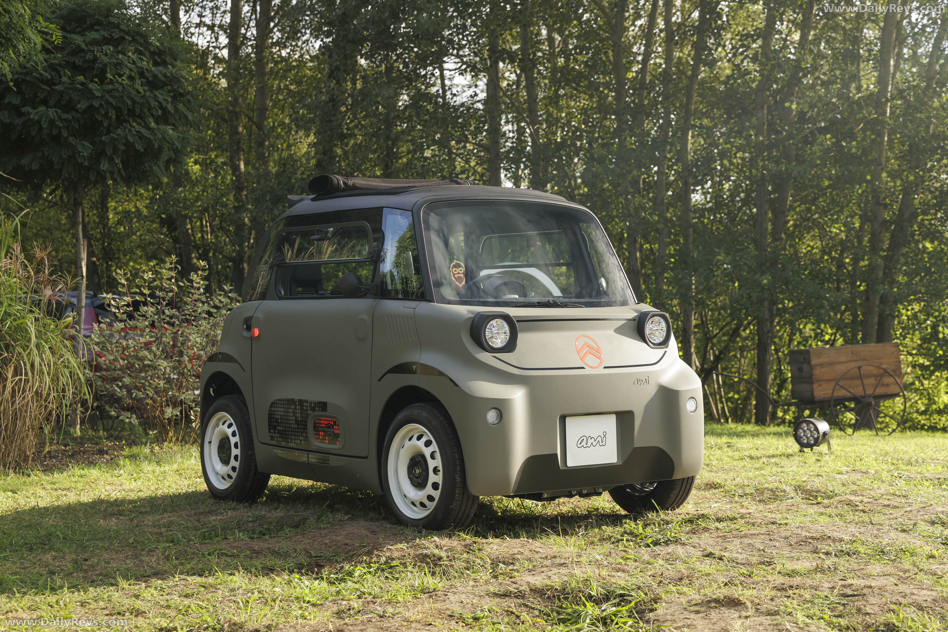 2027 Citroen AMI Outdoor Front View