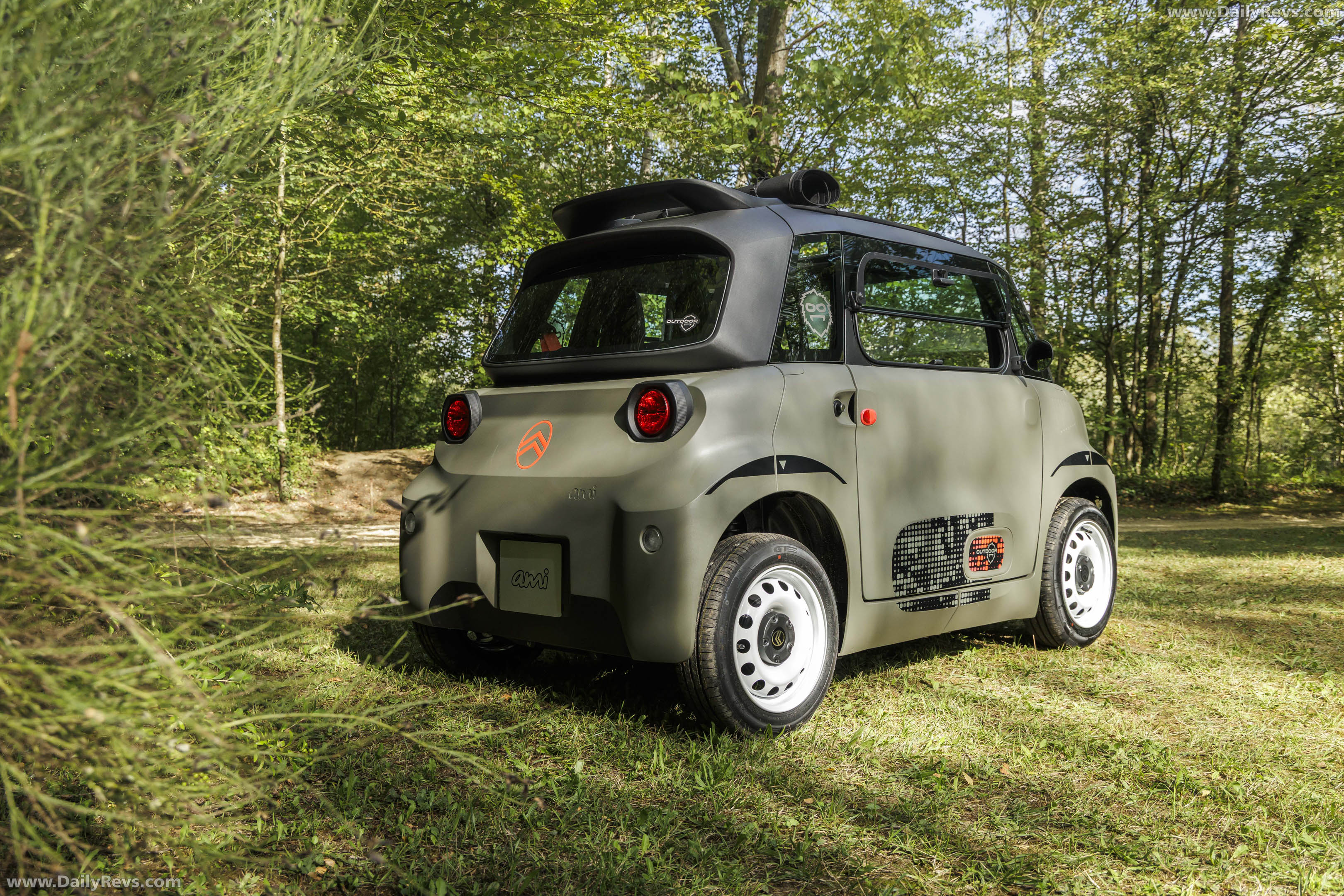 2027 Citroen AMI Outdoor Rear View