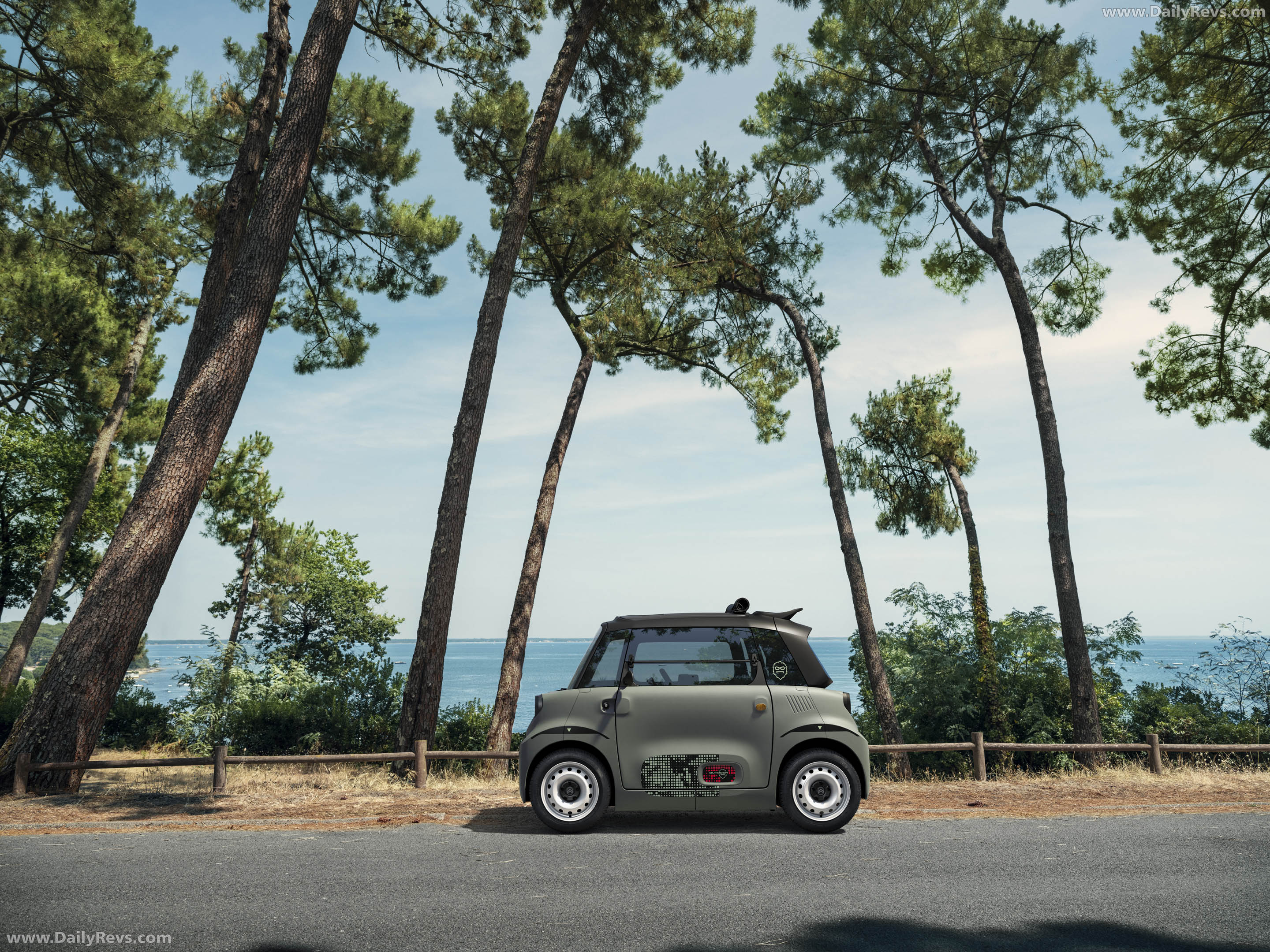 2027 Citroen AMI Outdoor Side View