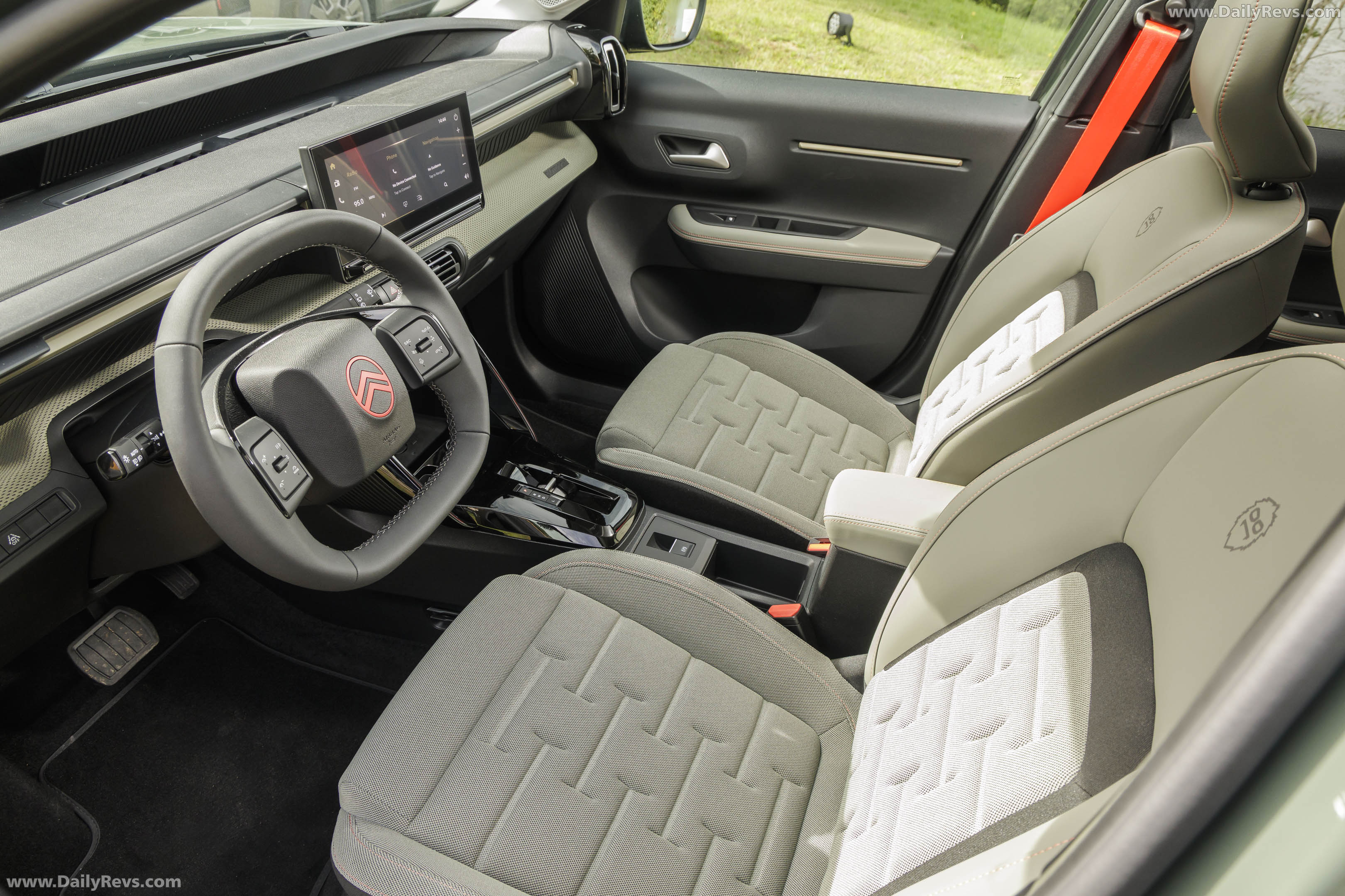 2027 Citroen C3 Outdoor Interior