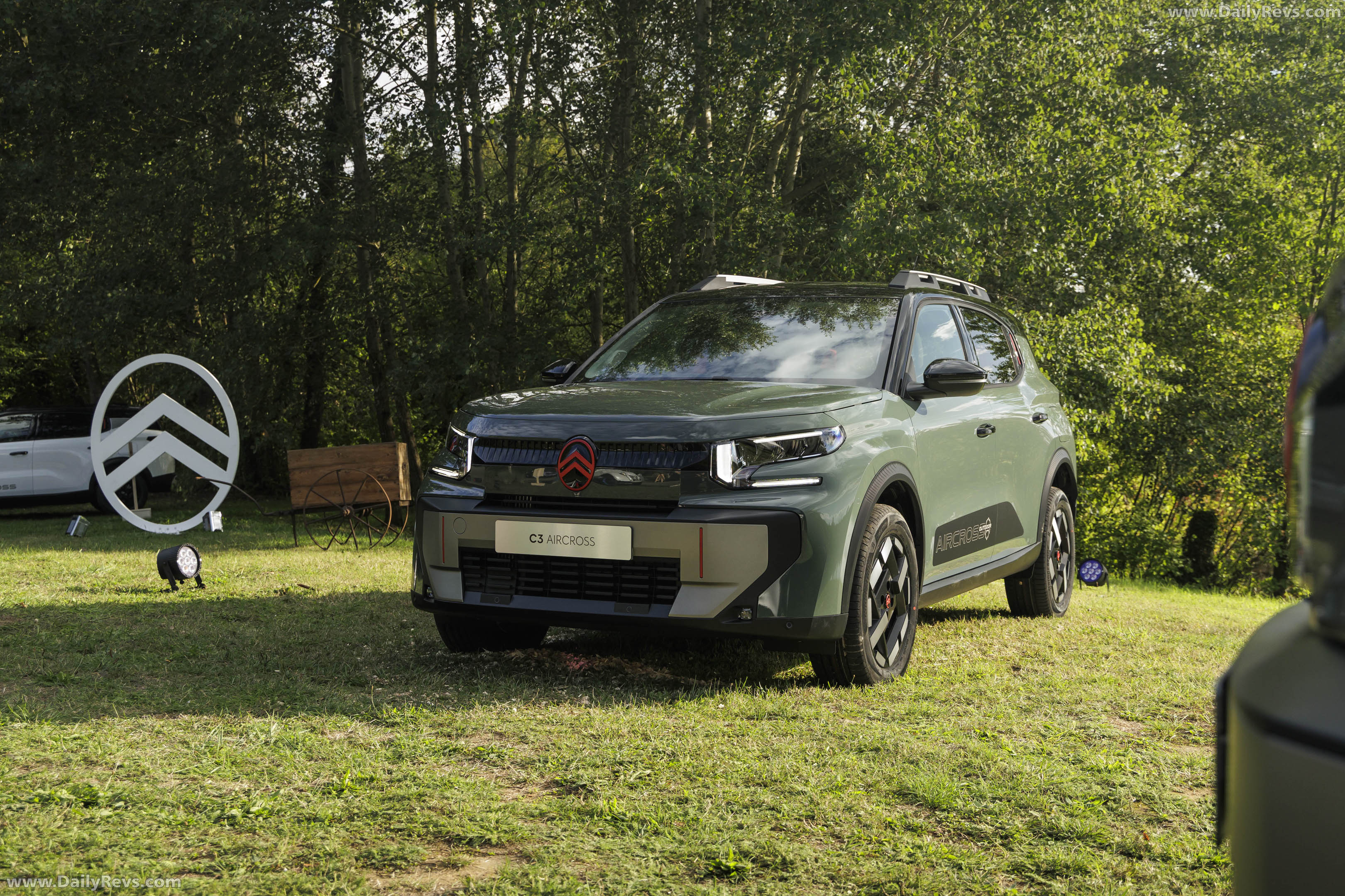 2027 Citroen C3 Aircross Outdoor Front View