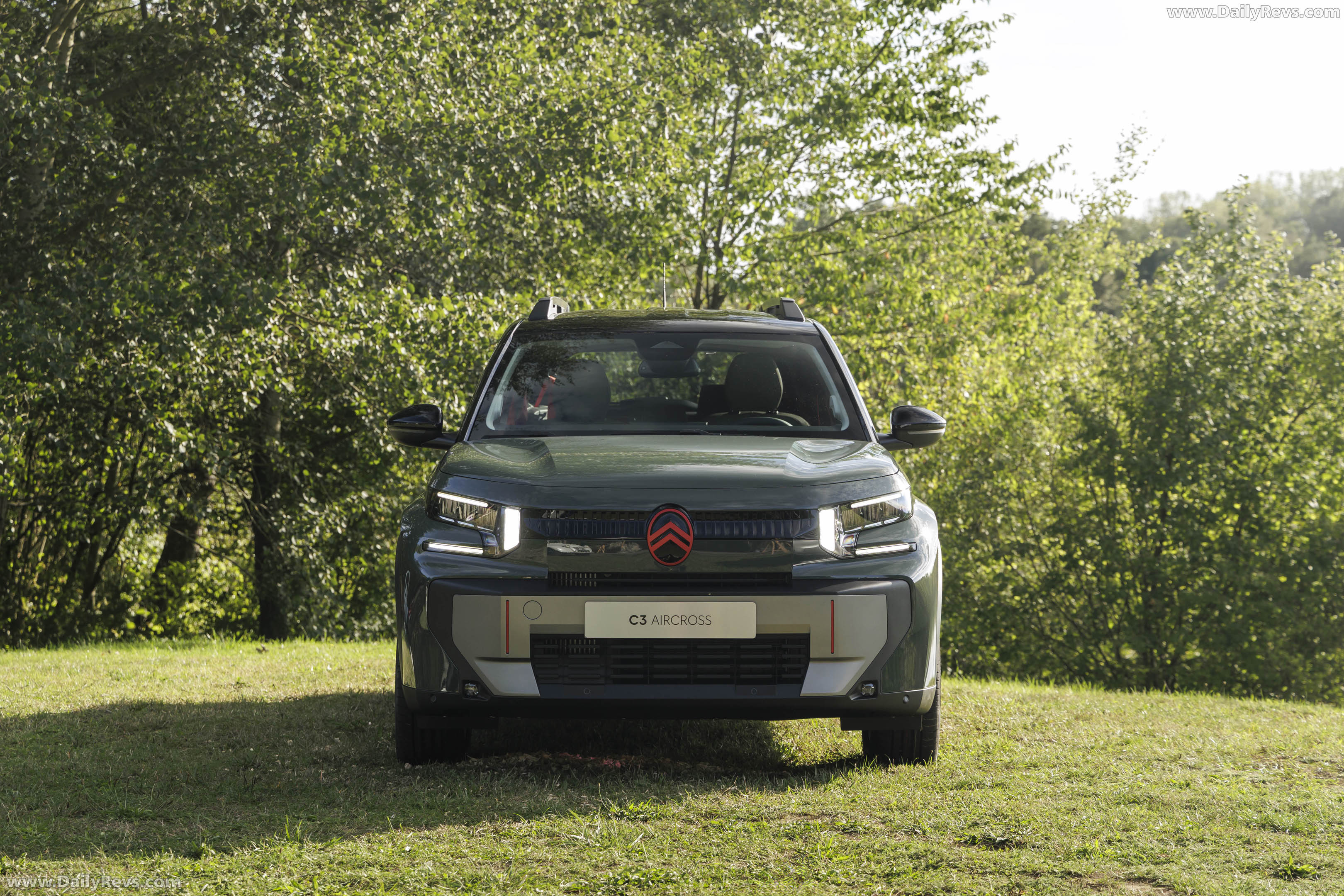 2027 Citroen C3 Aircross Outdoor Front View