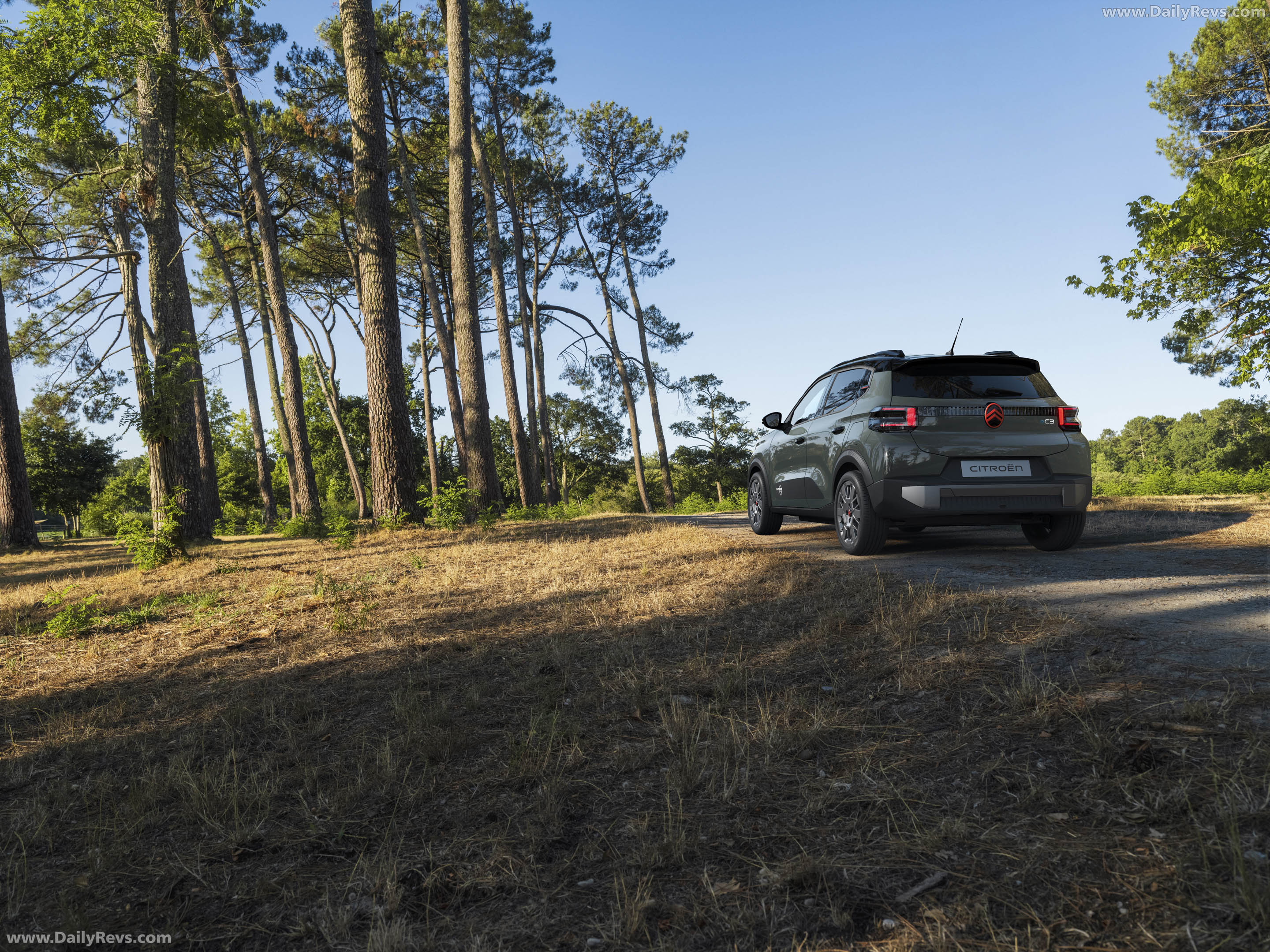 2027 Citroen C3 Aircross Outdoor Rear View