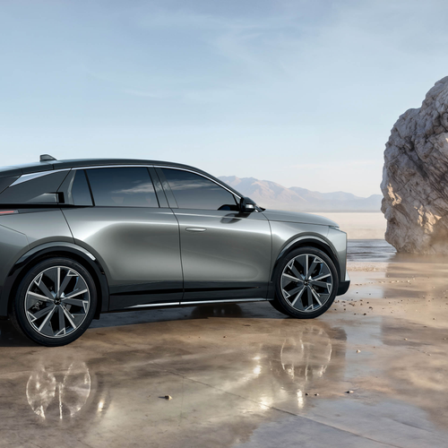 2027 DS No7 Rear View