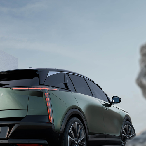 2027 DS No7 Rear View