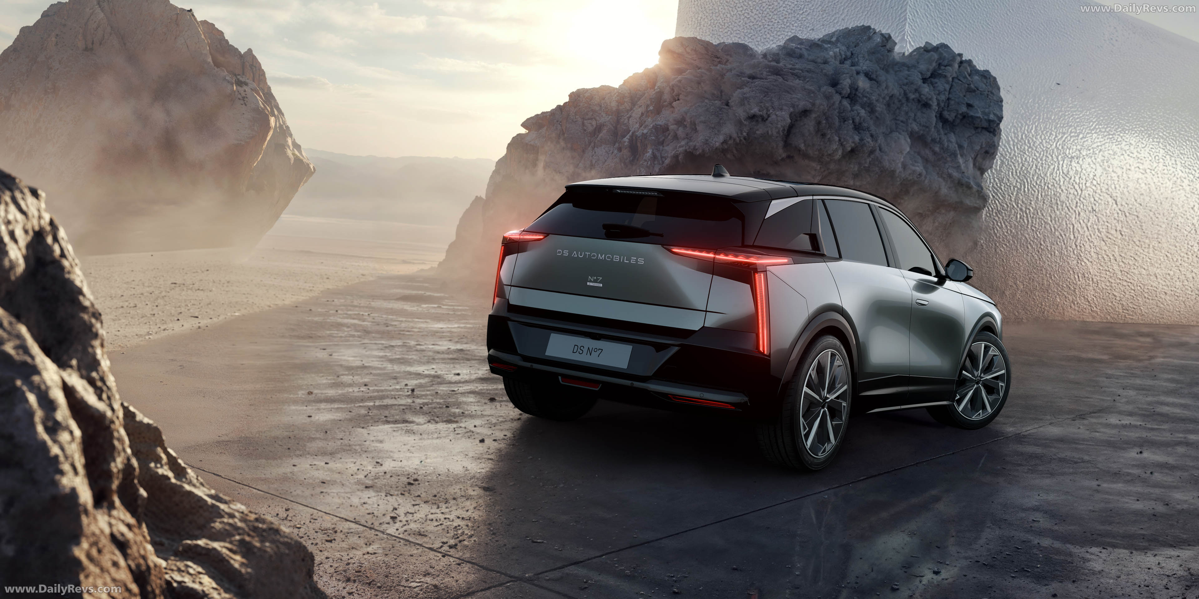 2027 DS No7 Rear View