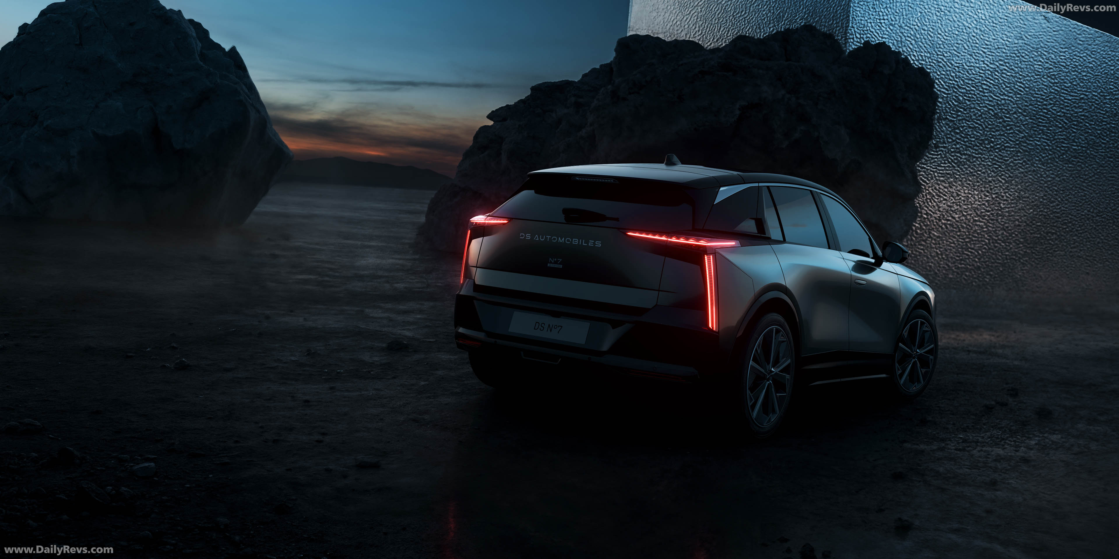 2027 DS No7 Rear View