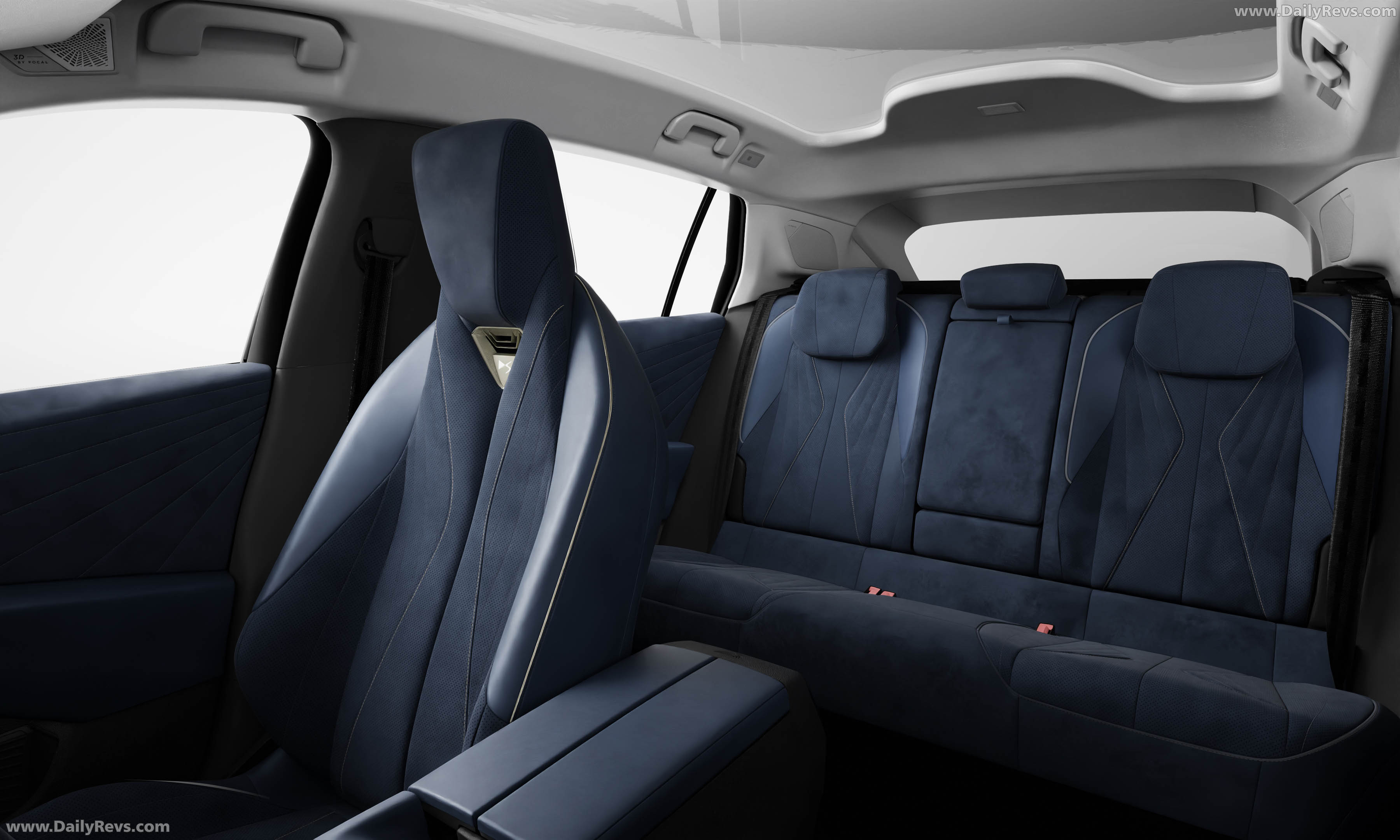 2027 DS No7 Interior
