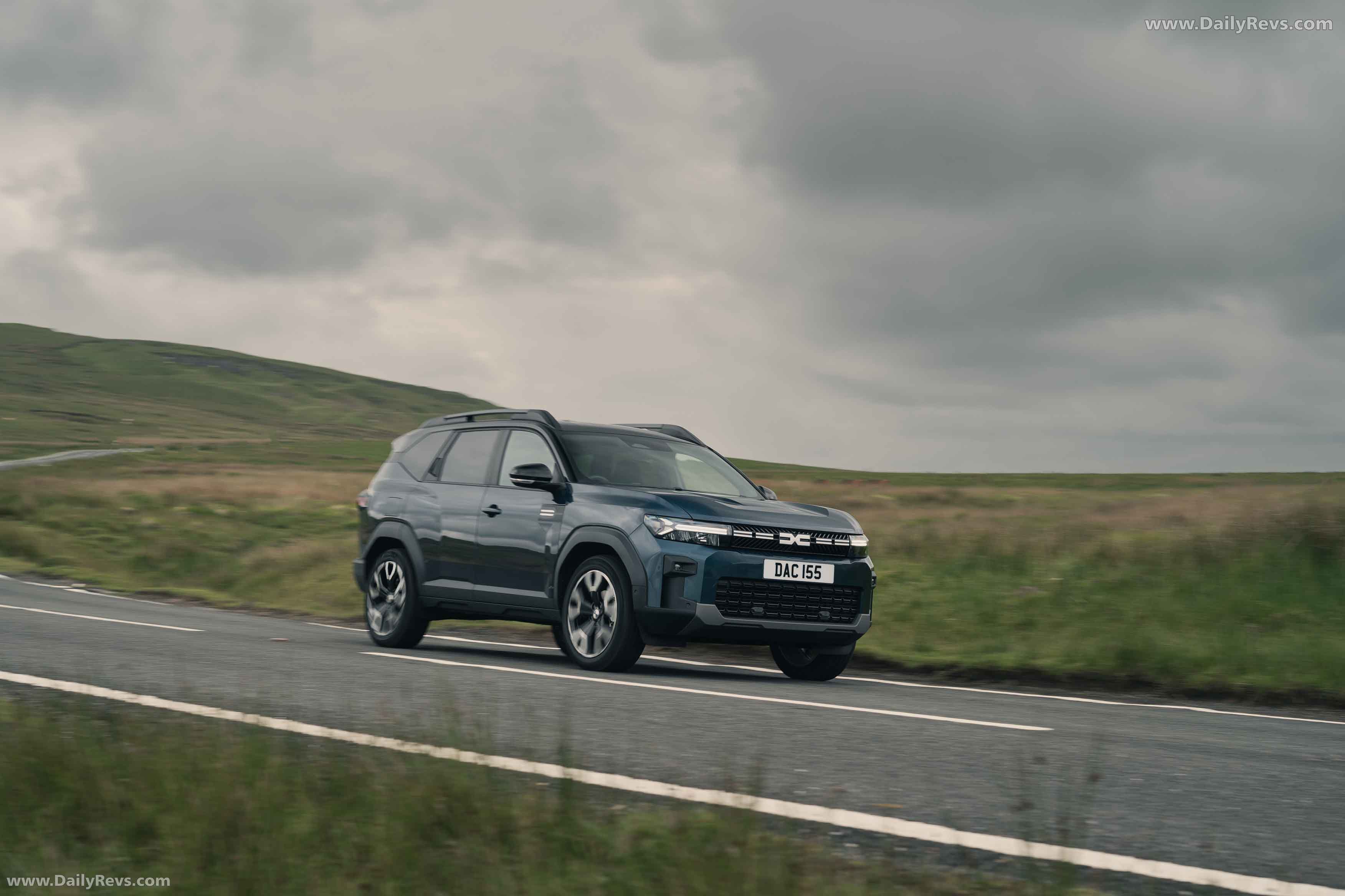 2025 Dacia Bigster UK Version Front View