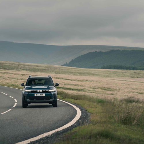 2025 Dacia Bigster UK Version Front View