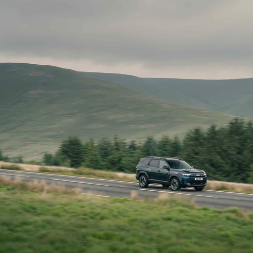 2025 Dacia Bigster UK Version Front View