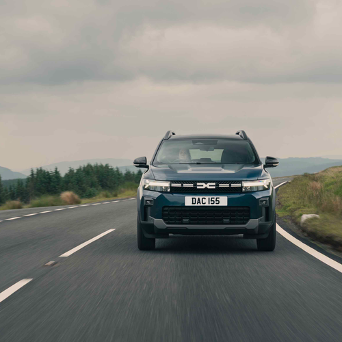 2025 Dacia Bigster UK Version Front View