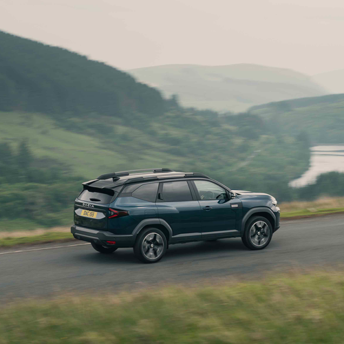 2025 Dacia Bigster UK Version Rear View