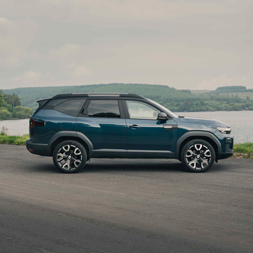 2025 Dacia Bigster UK Version Side View