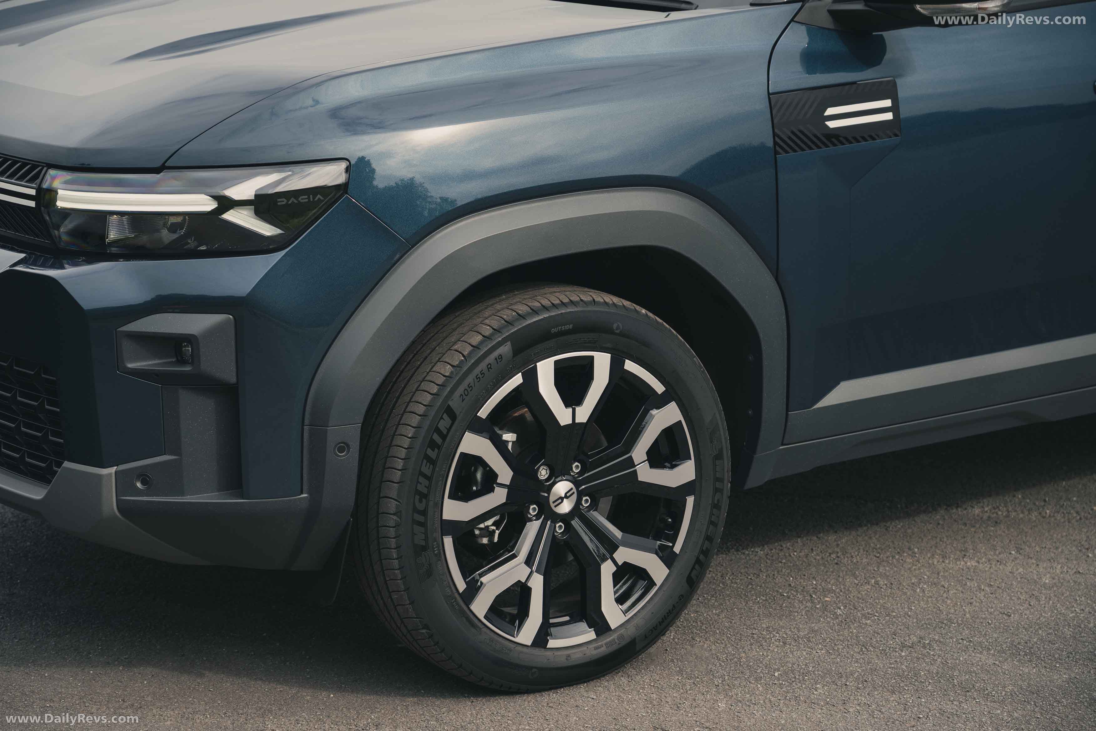 2025 Dacia Bigster UK Version Exterior