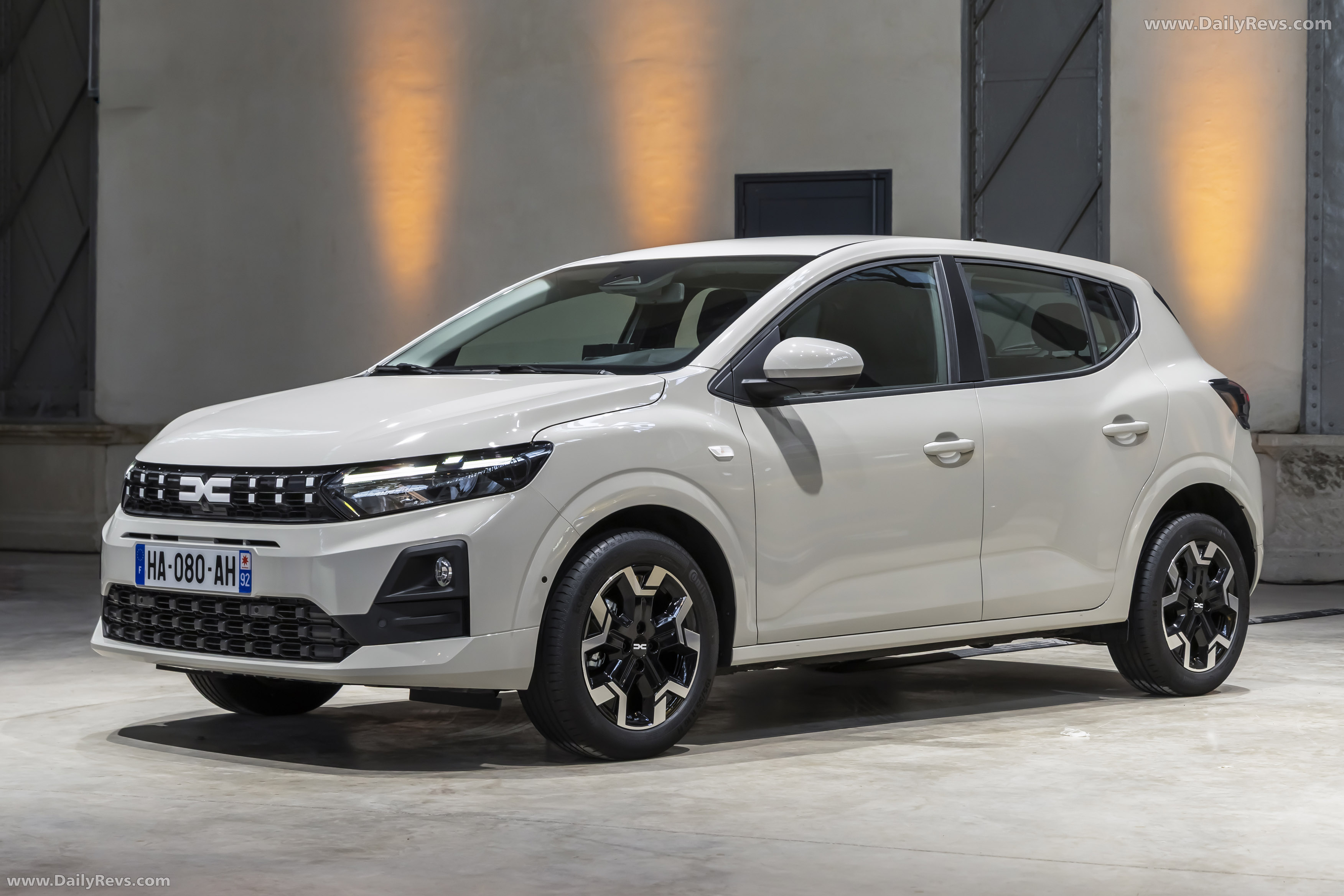 2025 Dacia Sandero Front View