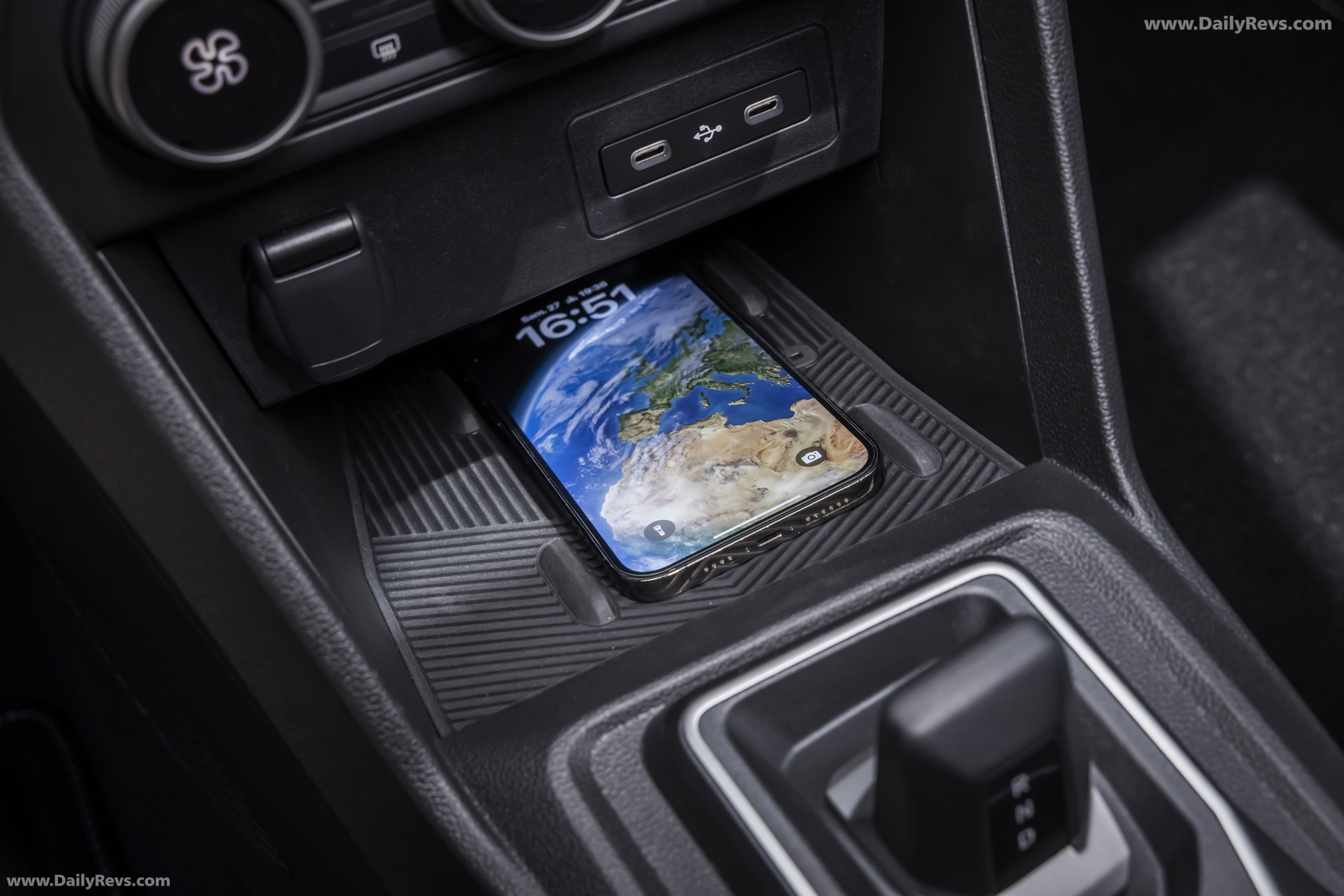 2025 Dacia Sandero Interior