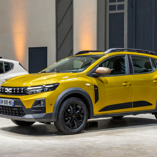 2025 Dacia Sandero Stepway Side View