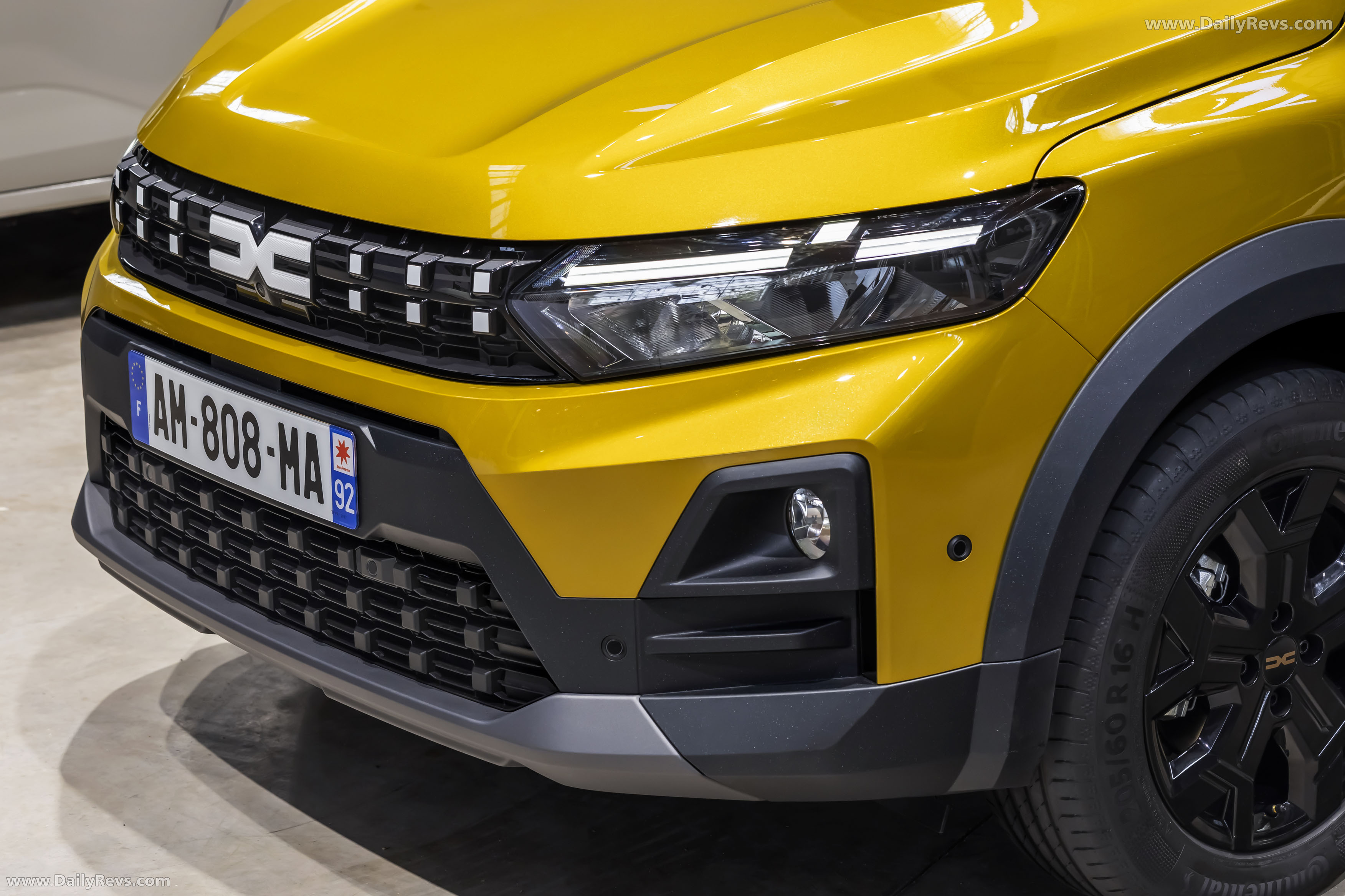 2025 Dacia Sandero Stepway Refreshes Its Rugged Charm DailyRevs 2025 Dacia Sandero Stepway Refreshes Its Rugged Charm DailyRevs