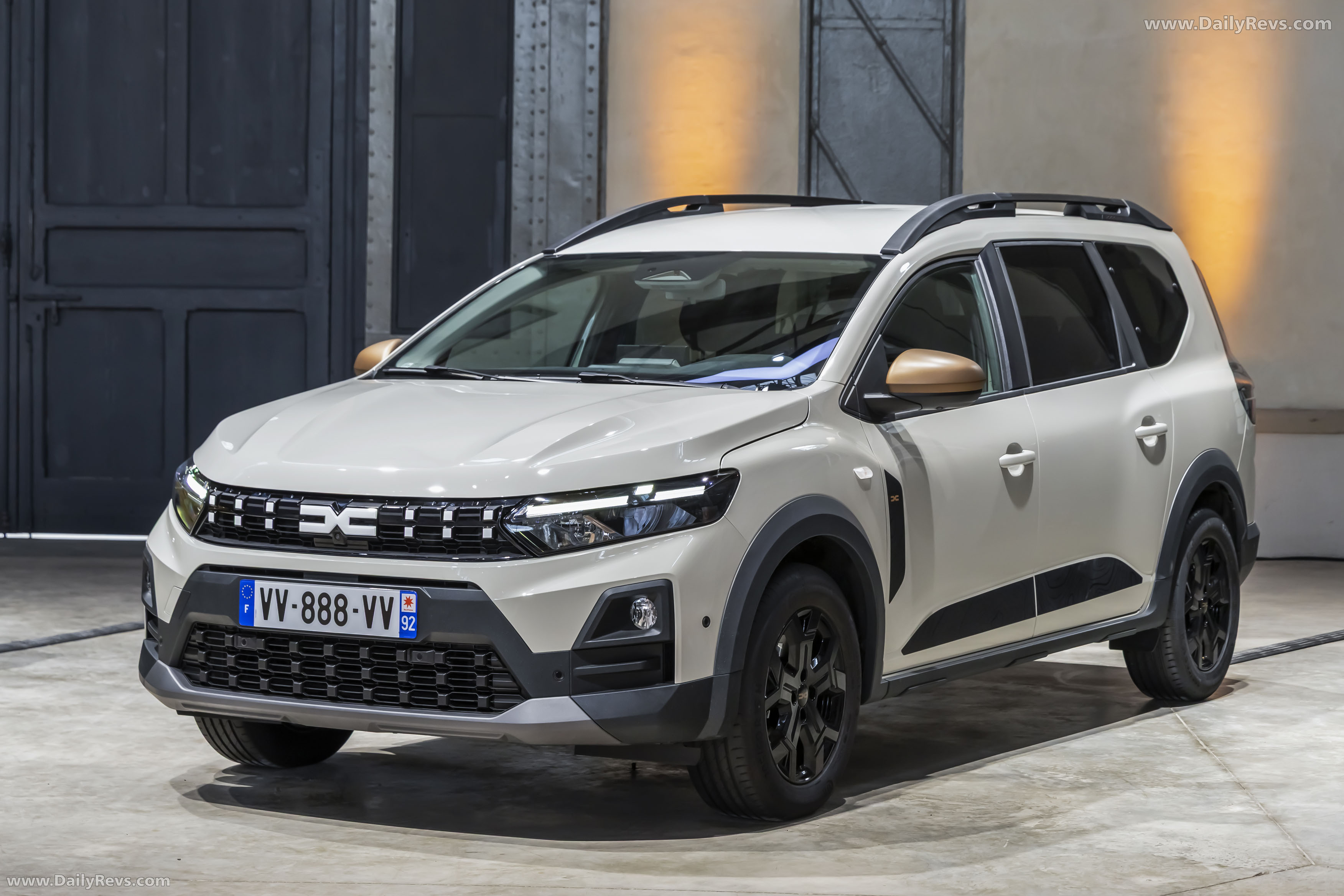 2025 Dacia Jogger Front View