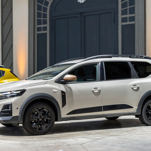2025 Dacia Jogger Side View