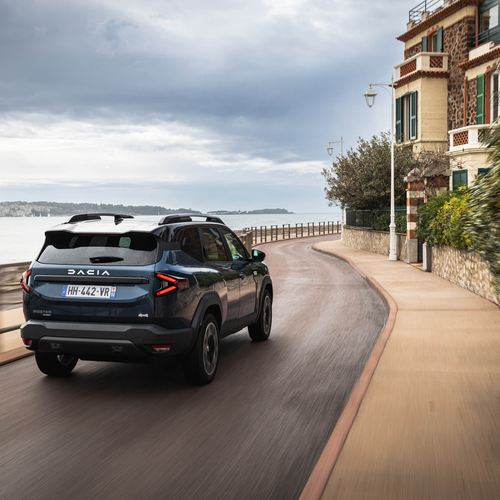 2026 Dacia Bigster Hybrid G-150 4x4 Journey Rear View