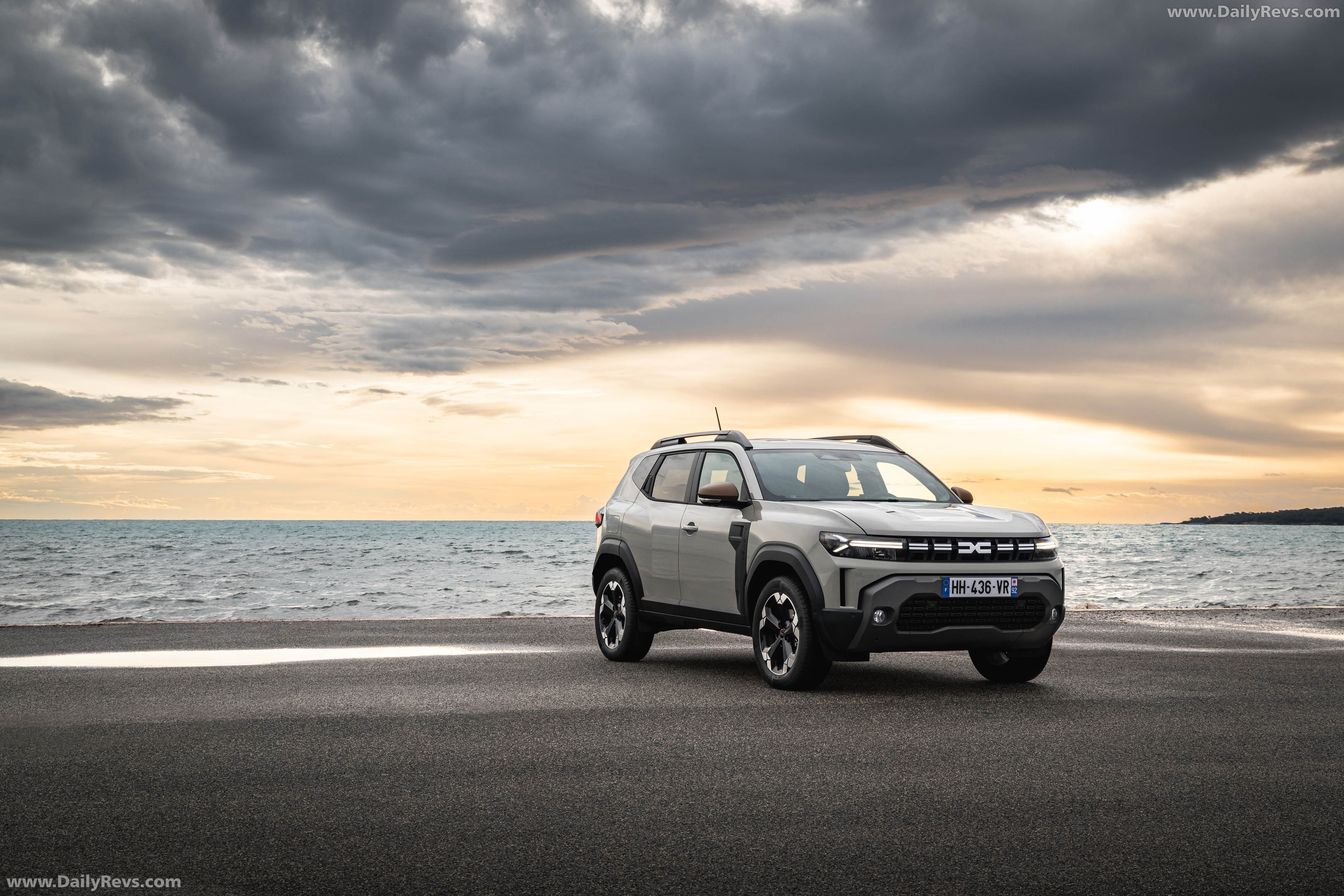 2026 Dacia Duster III Hybrid G 150 4X4 Extreme Front View
